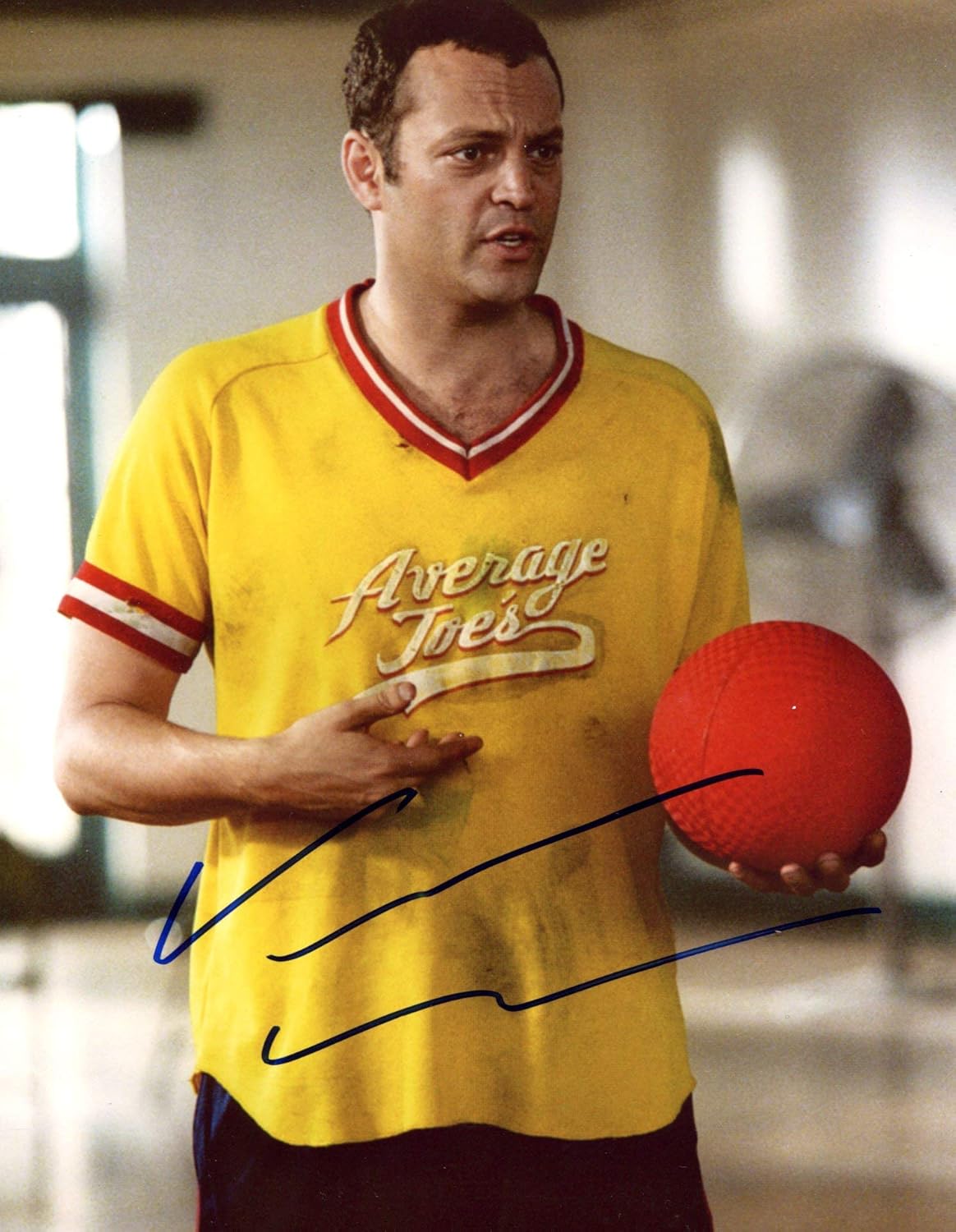 Vince Vaughn ACTOR"DODGEBALL" autograph, IP signed photo Sports & Outdoors