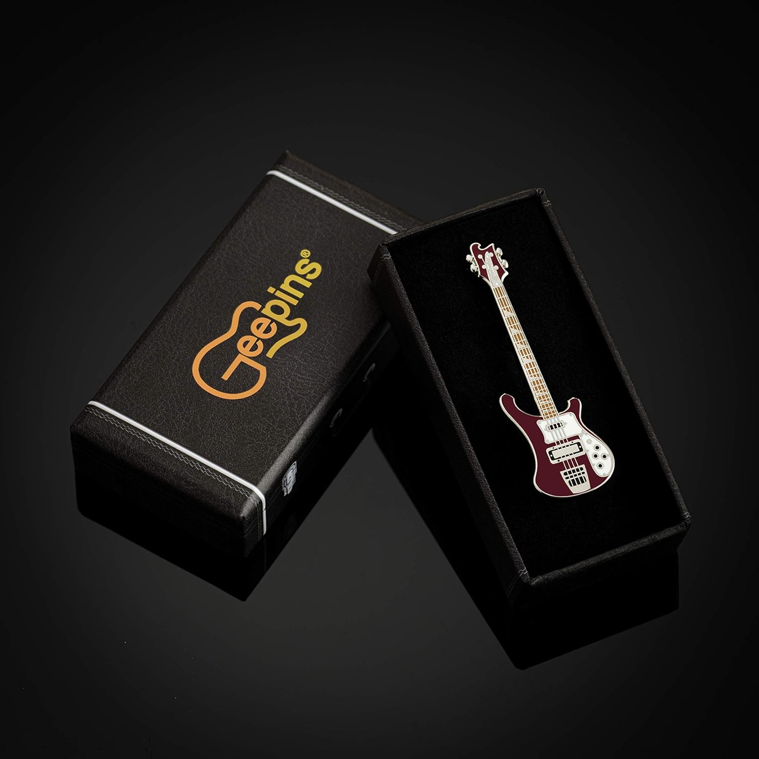 rickenbacker guitar case