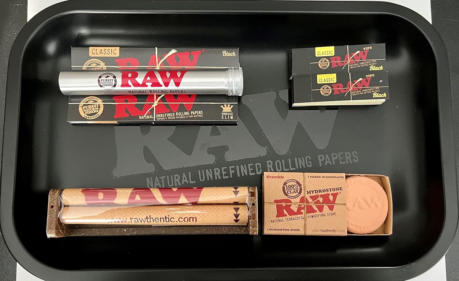 RAW Rolling Bundle King Size Black Papers and Rolling Machine with