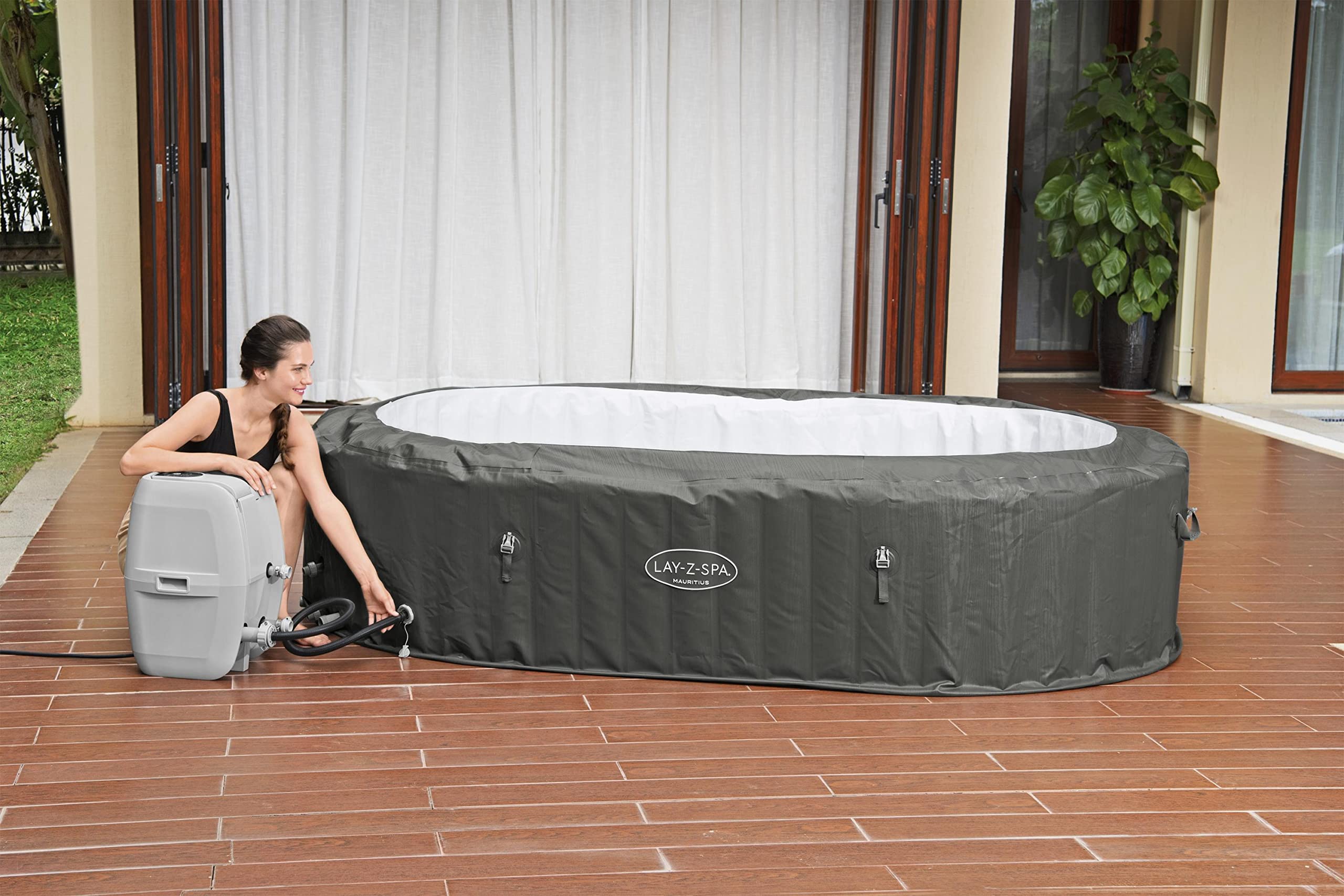 Bestway® Lay-Z-SPA® Whirlpool Mauritius AirJet™ 270 x 180 x 71 cm, oval