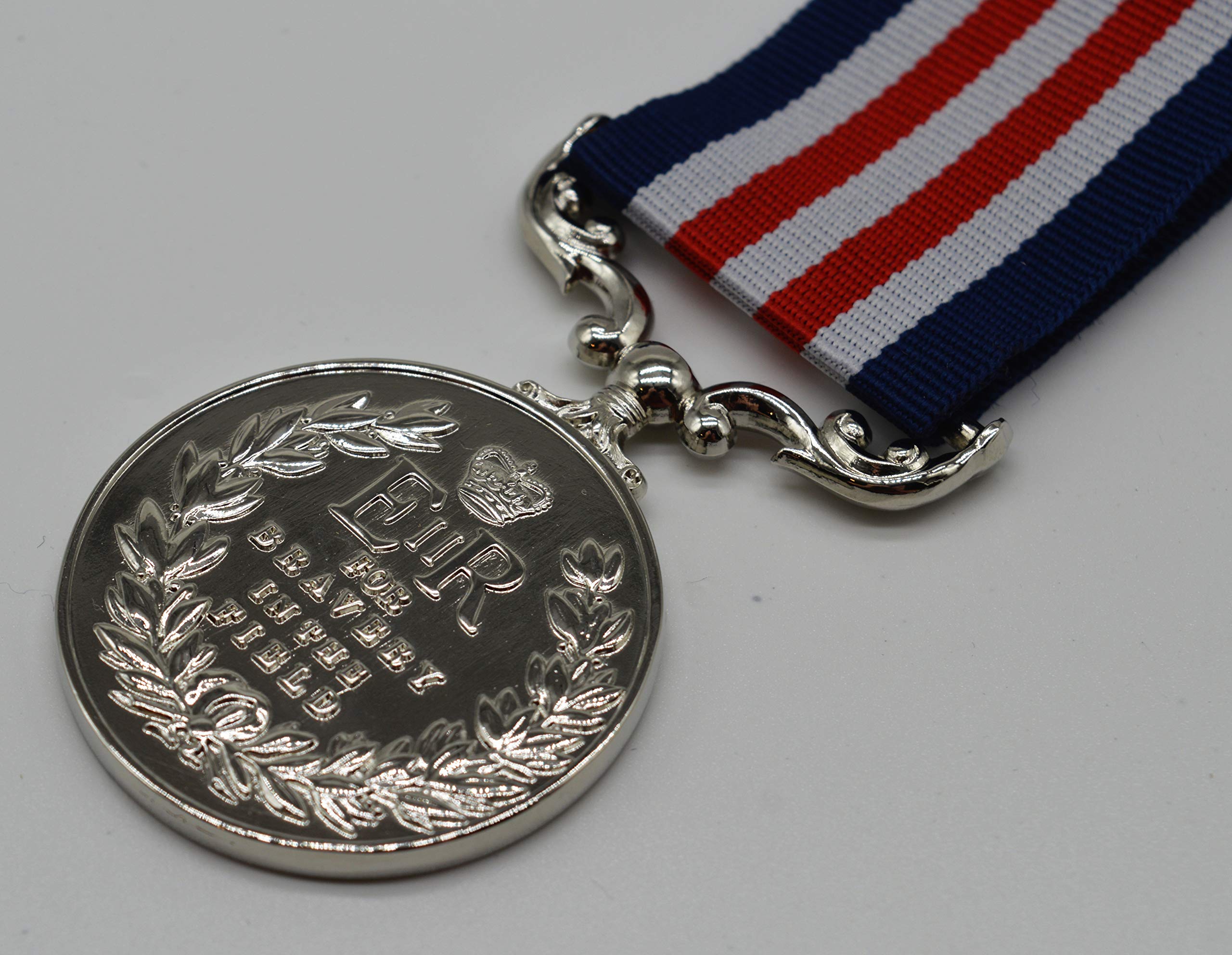 Silver Full Size Replica Elizabeth II Military Medal & Ribbon ER-II Bravery in the Field