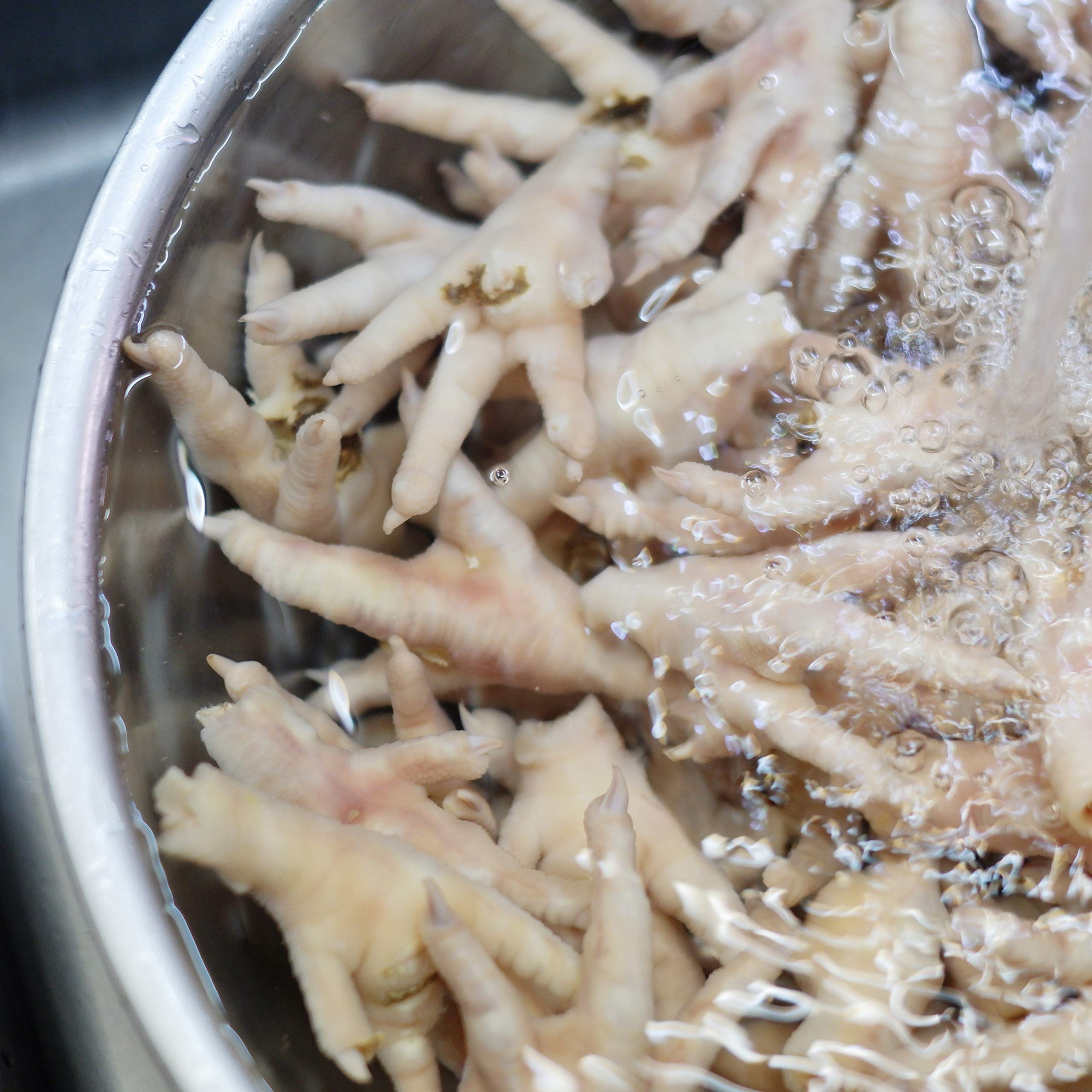 Amazon.co.jp: 黒さつま鶏 もみじ 鶏足 5kg 真栄ファーム 鳥足 モミジ