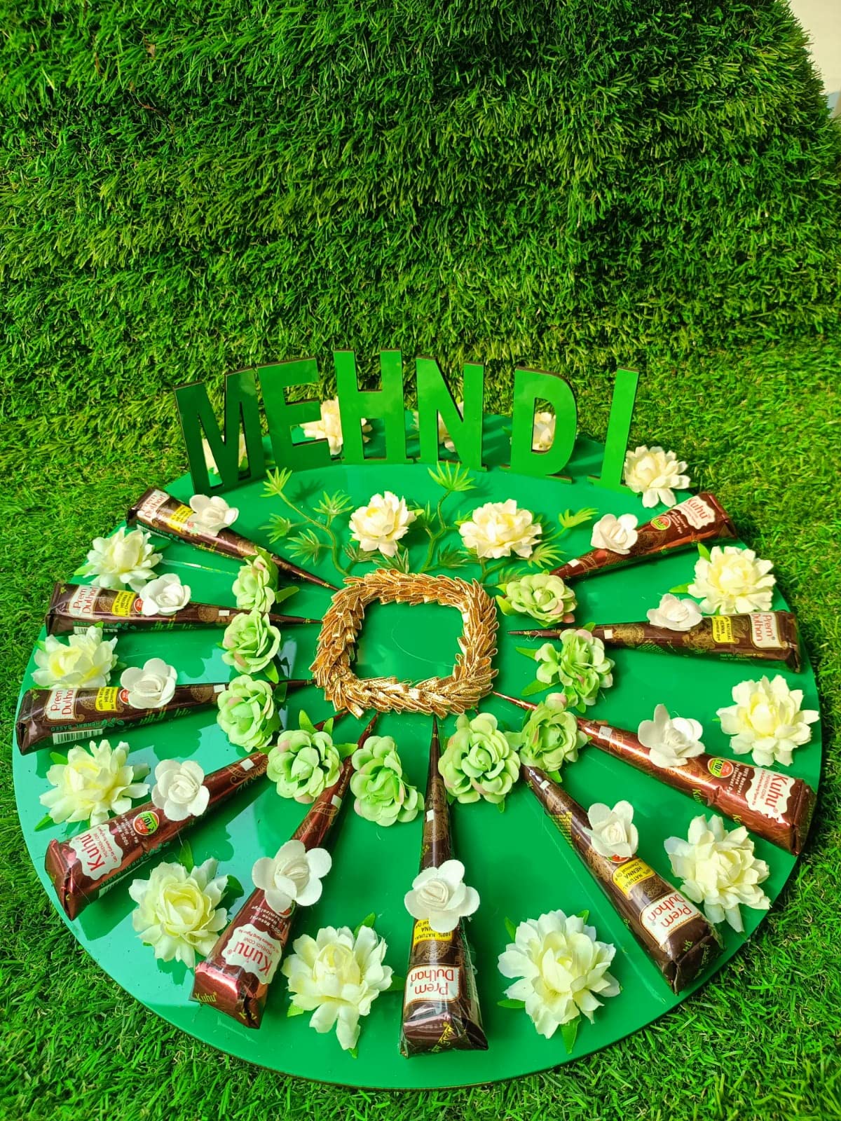 Mehndi Plates Decoration