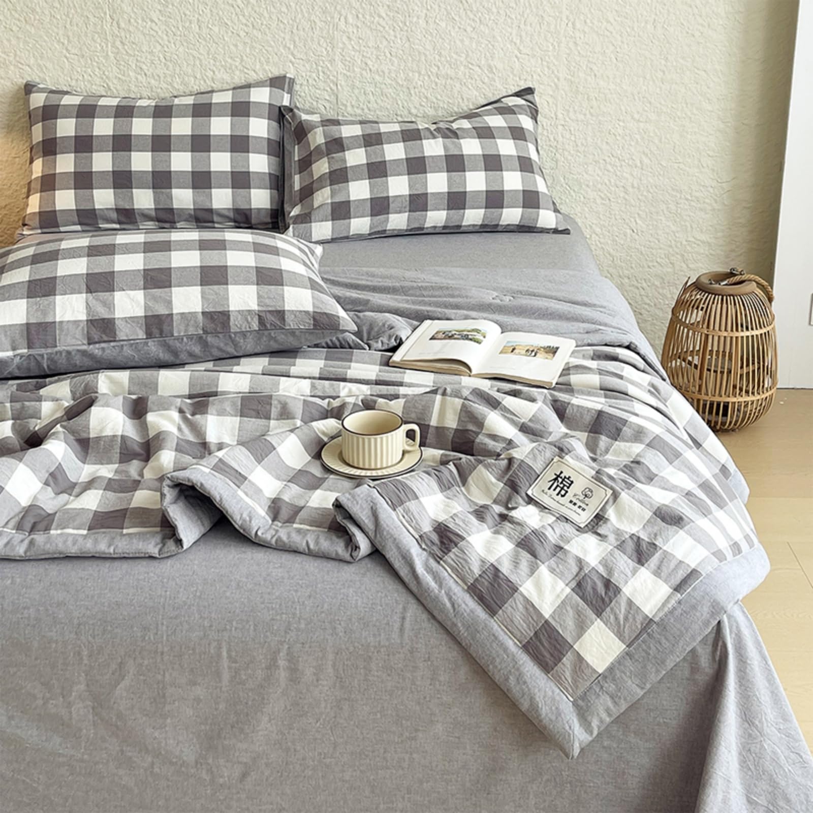 Odot Edredón Sin Funda 2.5 TOG (Blanco grisáceo,200x230cm) | Relleno Nórdico Verano Edredón Ligero y Transpirable Lavable a Máquina y Secado Rápido para las Noches Cálidas de Verano