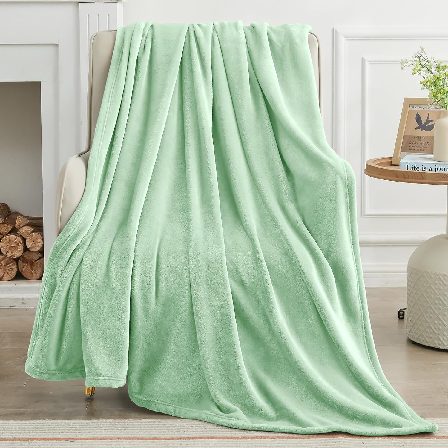 KMUSET Sage Green Fleece Throw Blanket for Bed