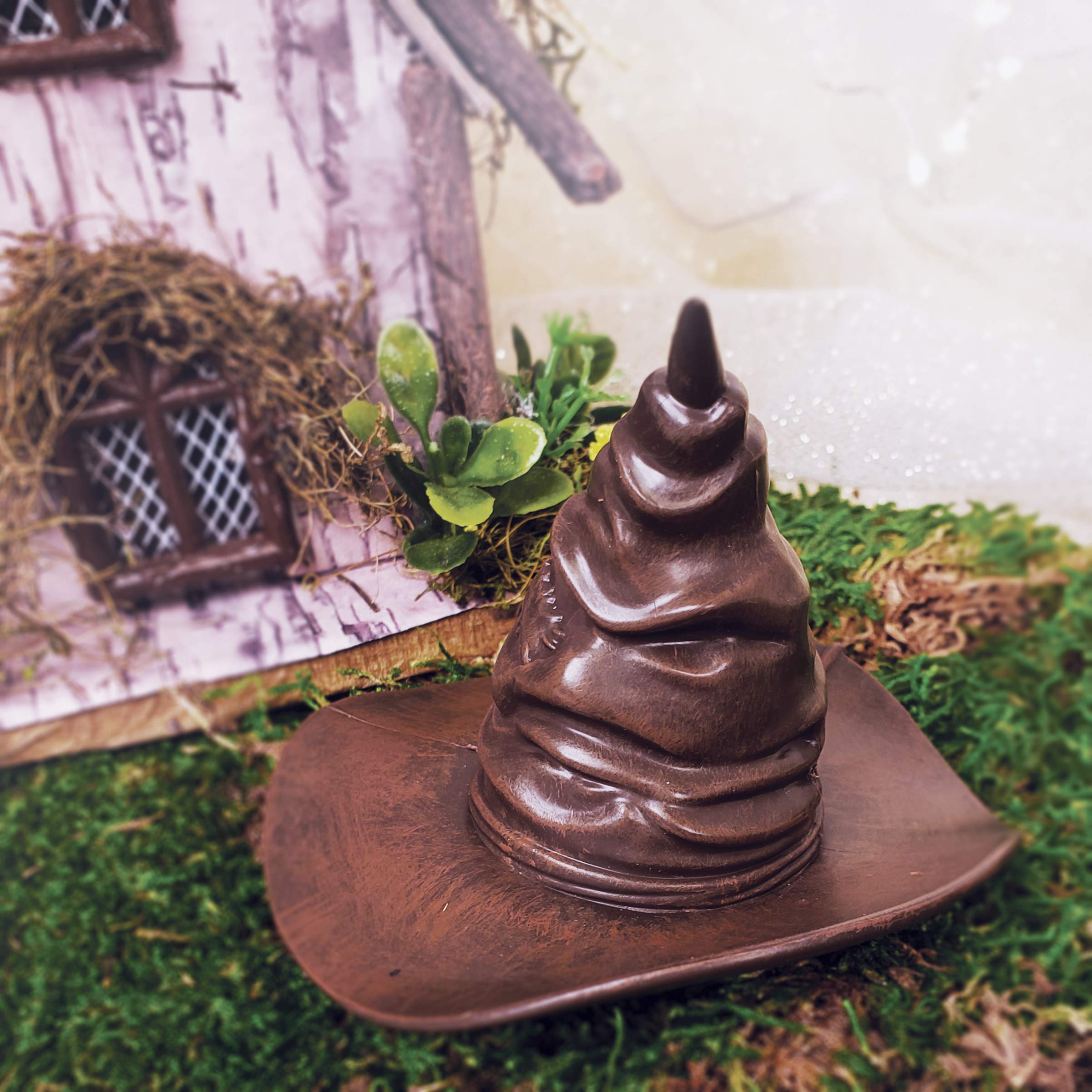 Harry Potter Talking Sorting Hat and Sticker Book: Which House Are You?