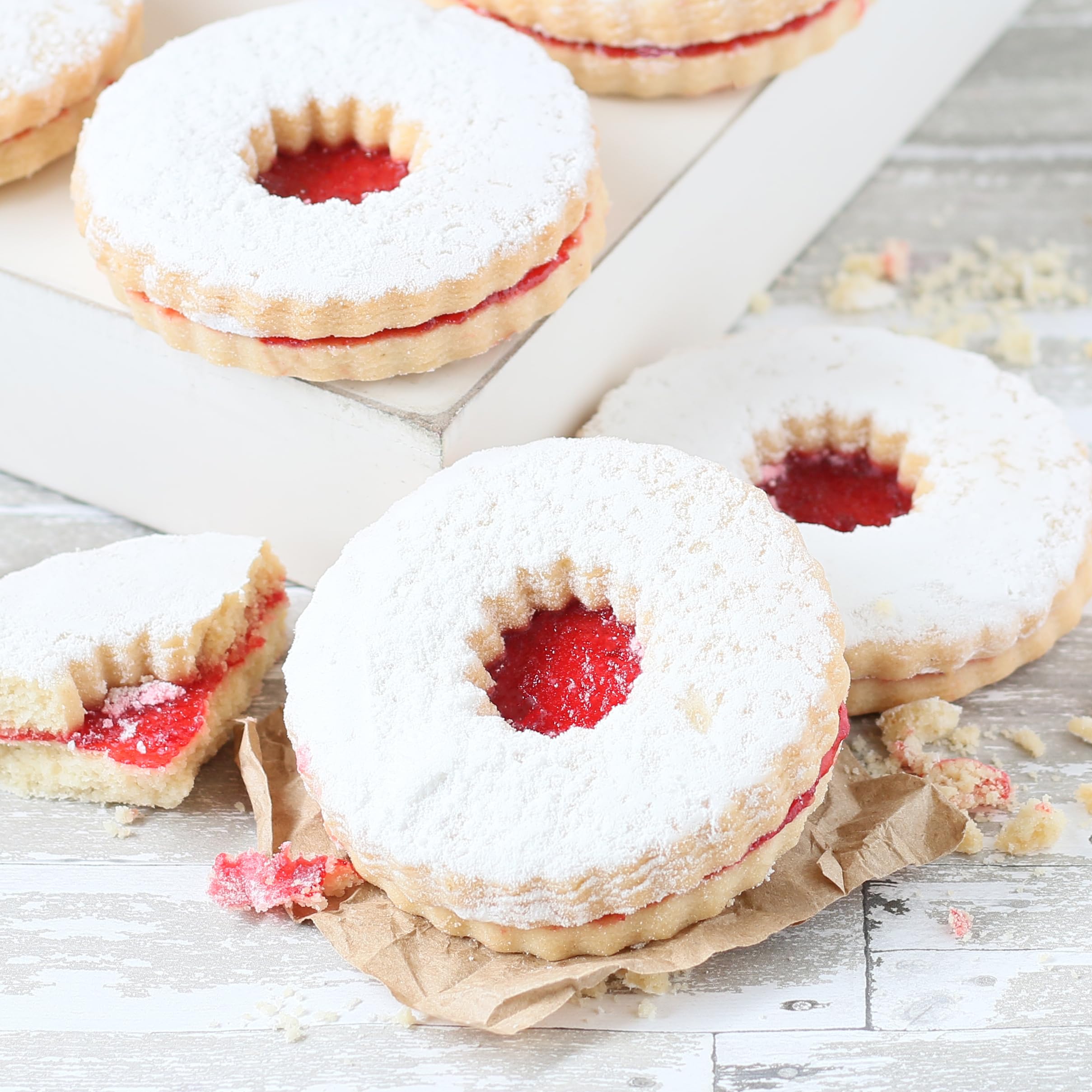 M&D Distributions New York Gourmet Linzer Tarts Fresh baked double sealed Kosher certified, medium