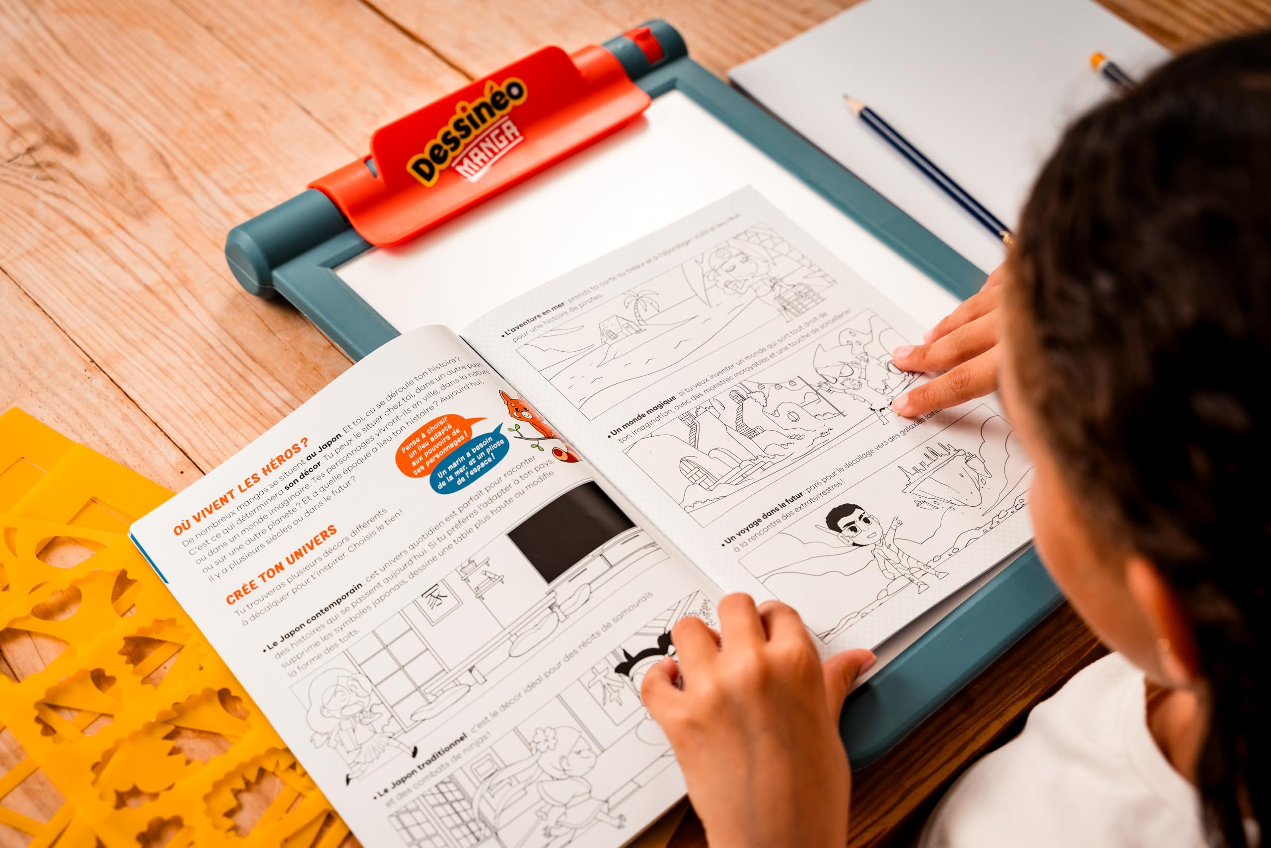 Nathan - Dessinéo Manga, Tablette Dessin Enfant dès 9 Ans, Tablette Lumineuse pour Créer Ses Manga, Mangaka, Loisir Créatif Enfant, Apprendre à Dessiner, Méthode Pas à Pas, 380 modèles