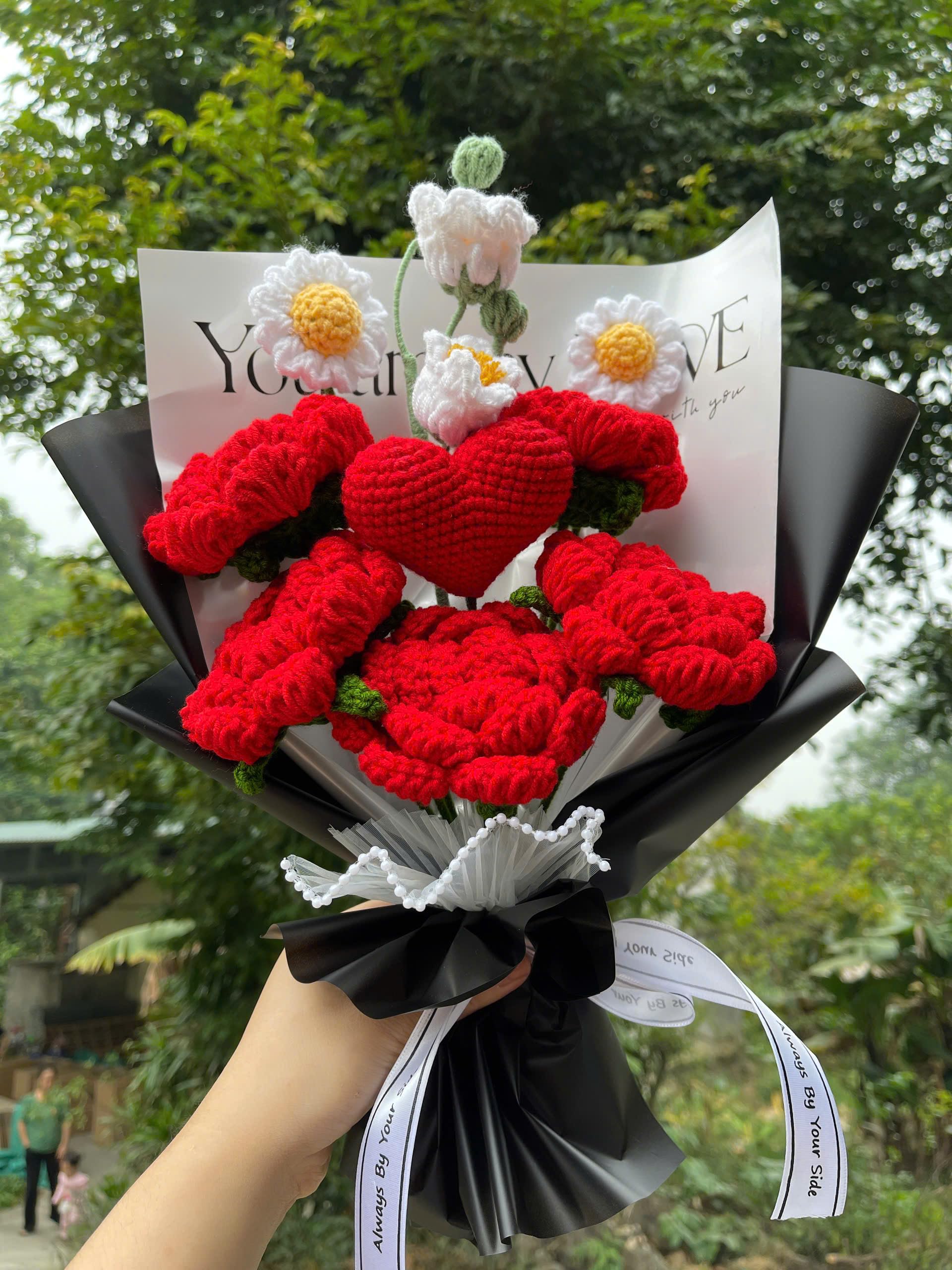 TOKATAN Completed Crochet Flowers Bouquet, Handmade Knitted Bouquet for Valentine, Couple, Crochet Artificial Flowers Of R...