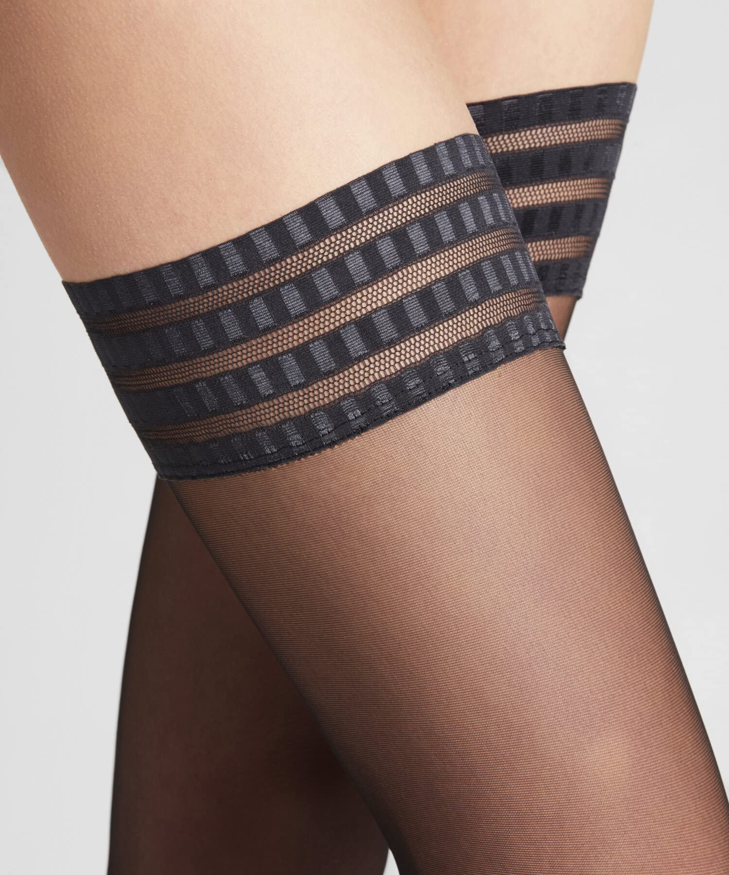FALKE Damen Pure Matt 20 DEN Stay Ups feines weiches nachhaltiges Material transparent matt reißfest feine Naht an der Fußspitze mit Zierspitze und Silikonband für rutschfreien Sitz 1 Paar