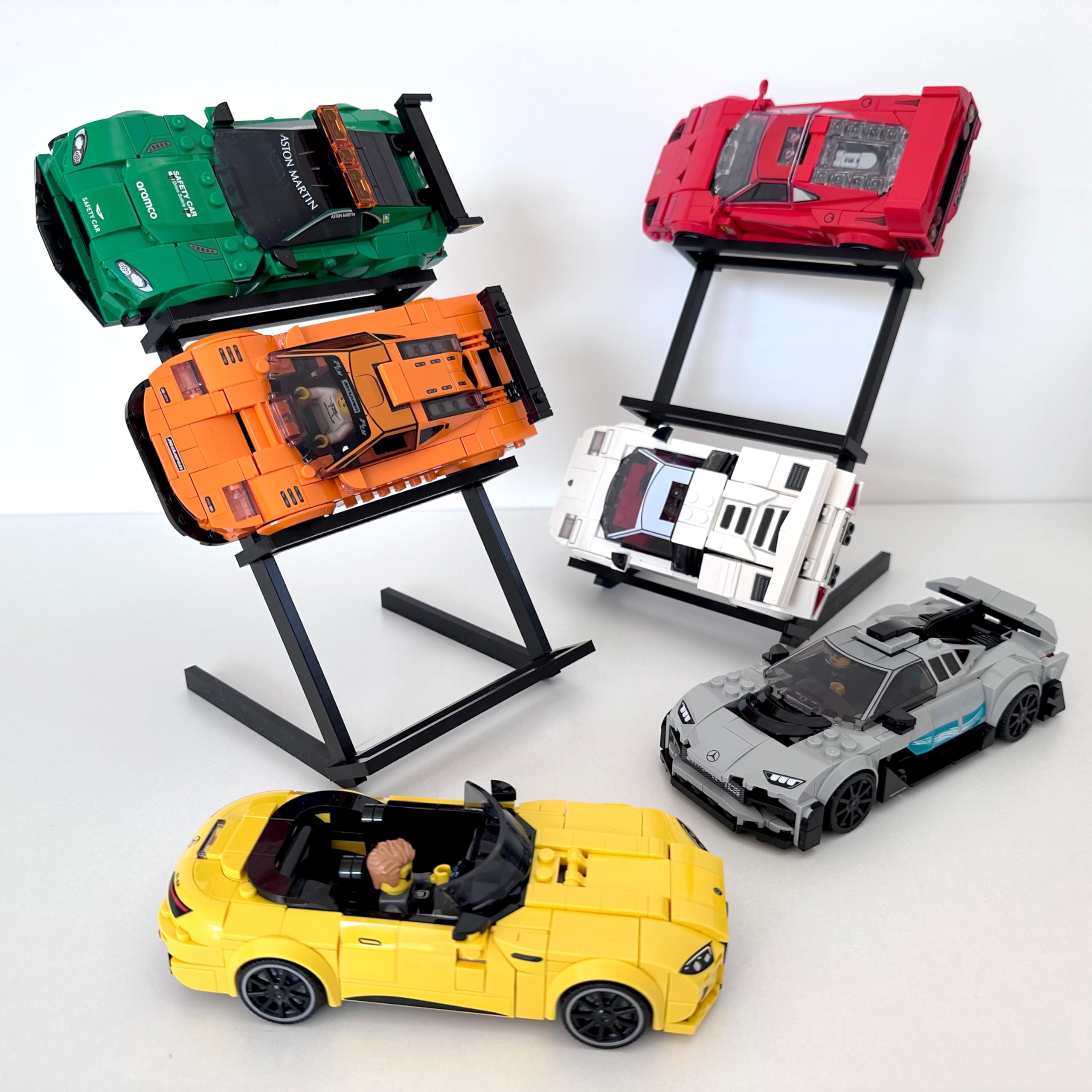 Présentoir pour voitures LEGO Speed Champions – Support à 60° | Installation sans outils | Peut contenir 6 voitures | Extensible horizontalement