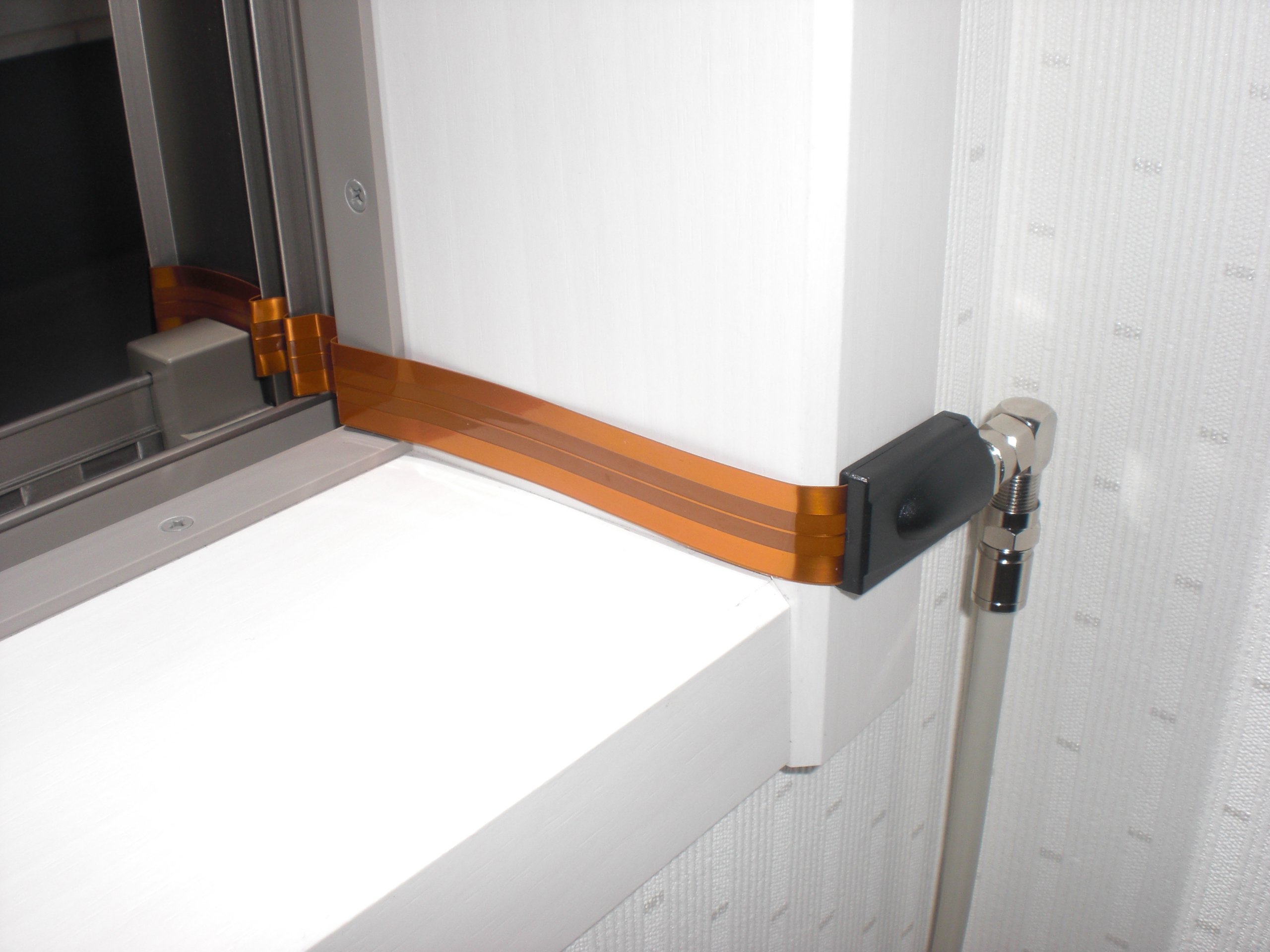 3連すきまケーブル すき間用接続ケーブル50cm STC5W3-P | マスプロ電工