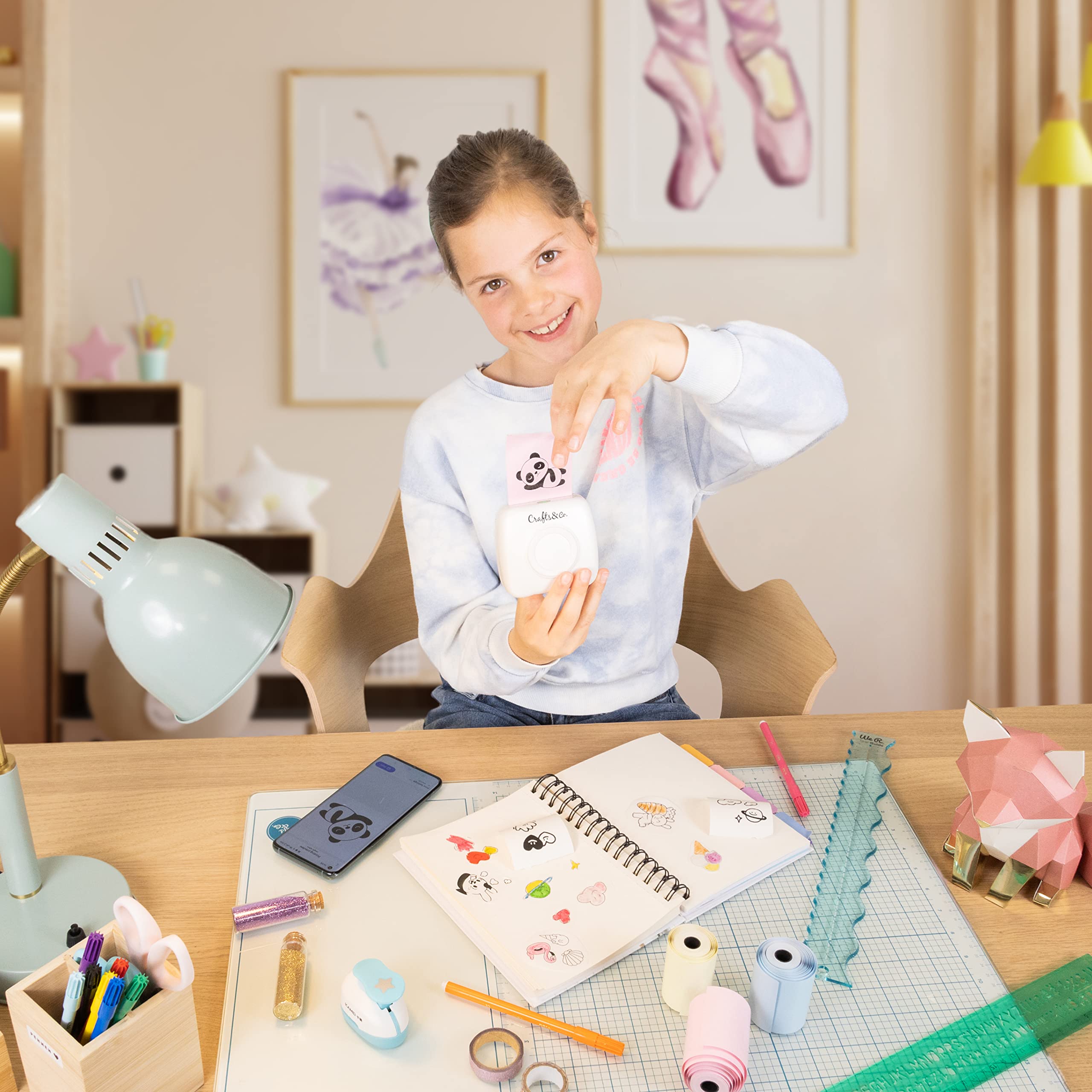 Crafts&Co Przenośna mini drukarka termiczna do smartfonów | Natychmiastowa mini drukarka Bluetooth, drukowanie naklejek, zdjęć, etykiet, zawiera 3 rolki papieru + aplikacja