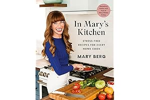 In Mary's Kitchen: Cook Like Mary Berg