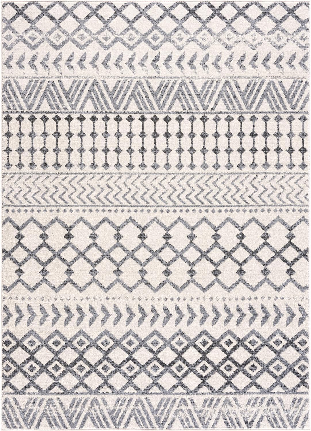Camilson 5' x 7' Grey and Cream Geometric Area Rug