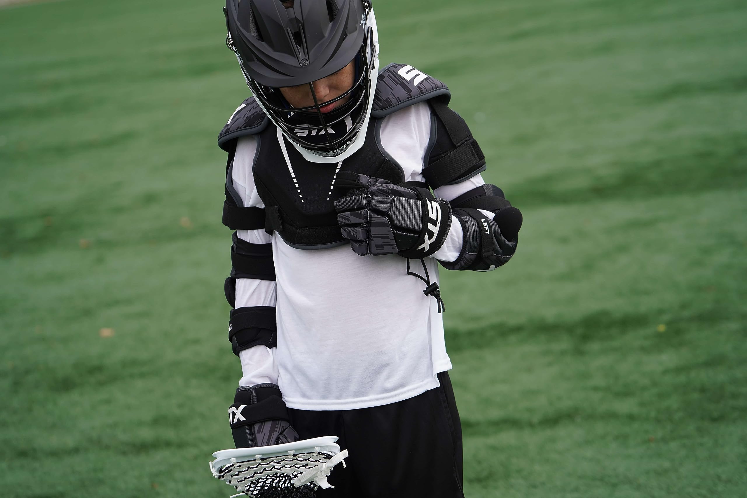 Amazon.co.jp: Lacrosse Unlimited Maverik Charger EKG ユース 