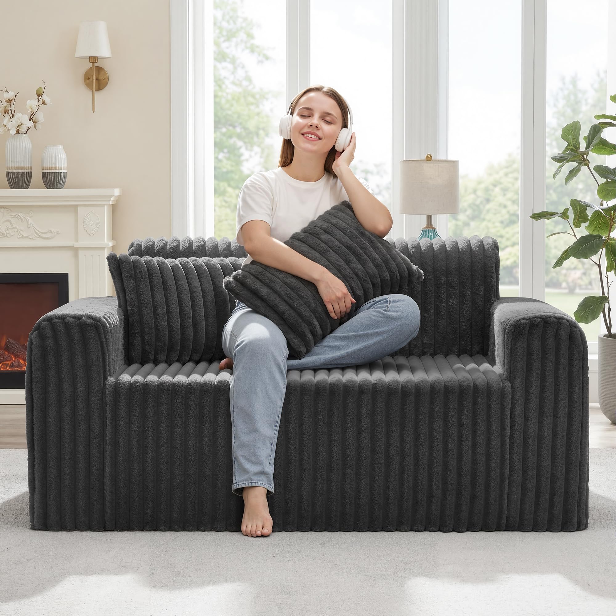 Hobestluk Foam Loveseat