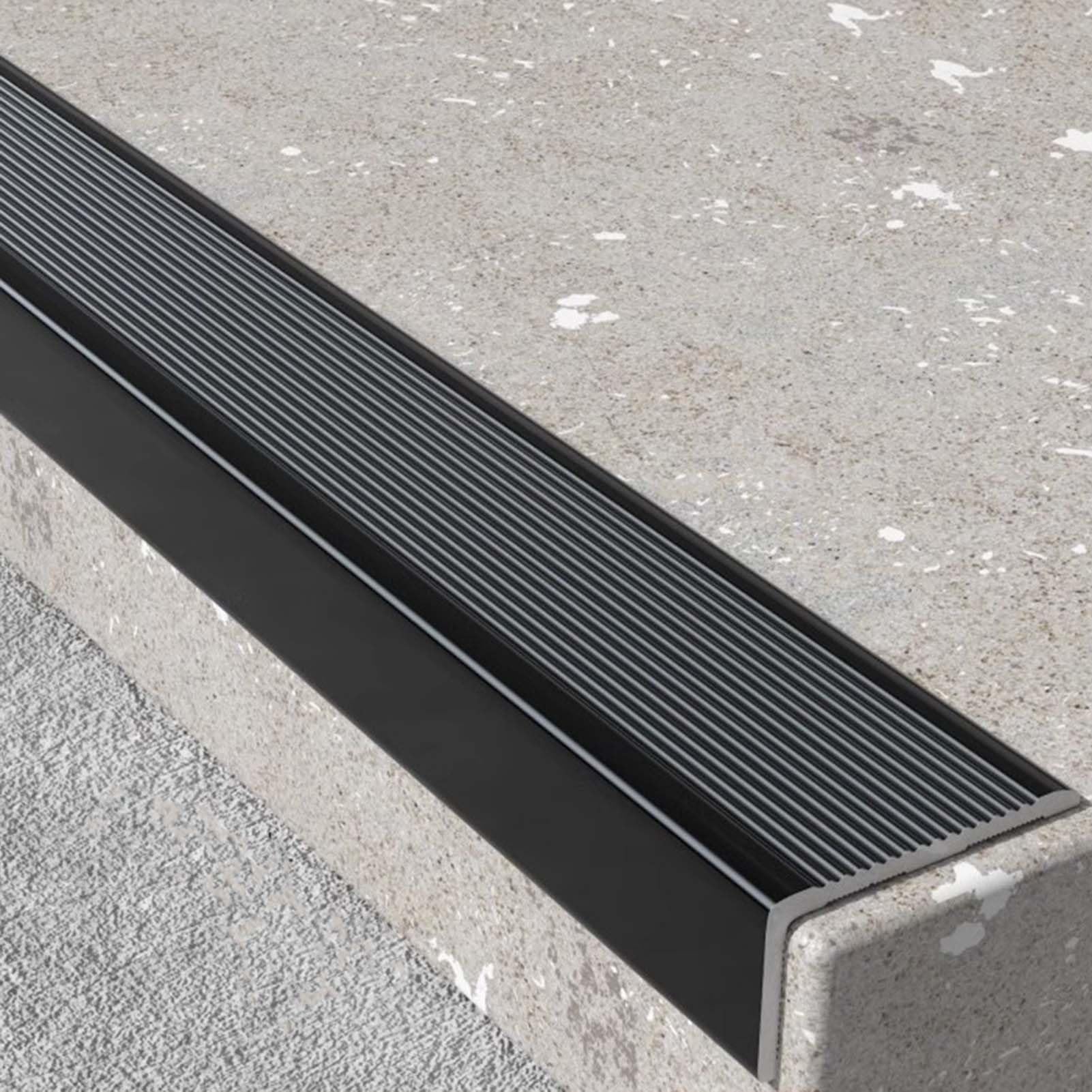 WhamtL Stair Nosing 5cm Wide Stair Edge Nosing Trim Aluminium Alloy, L Shape Threshold Transition Strip Step Protector, Outdoor Indoor Staircases Corner Guard(Black,L 120cm (47 1/4"))