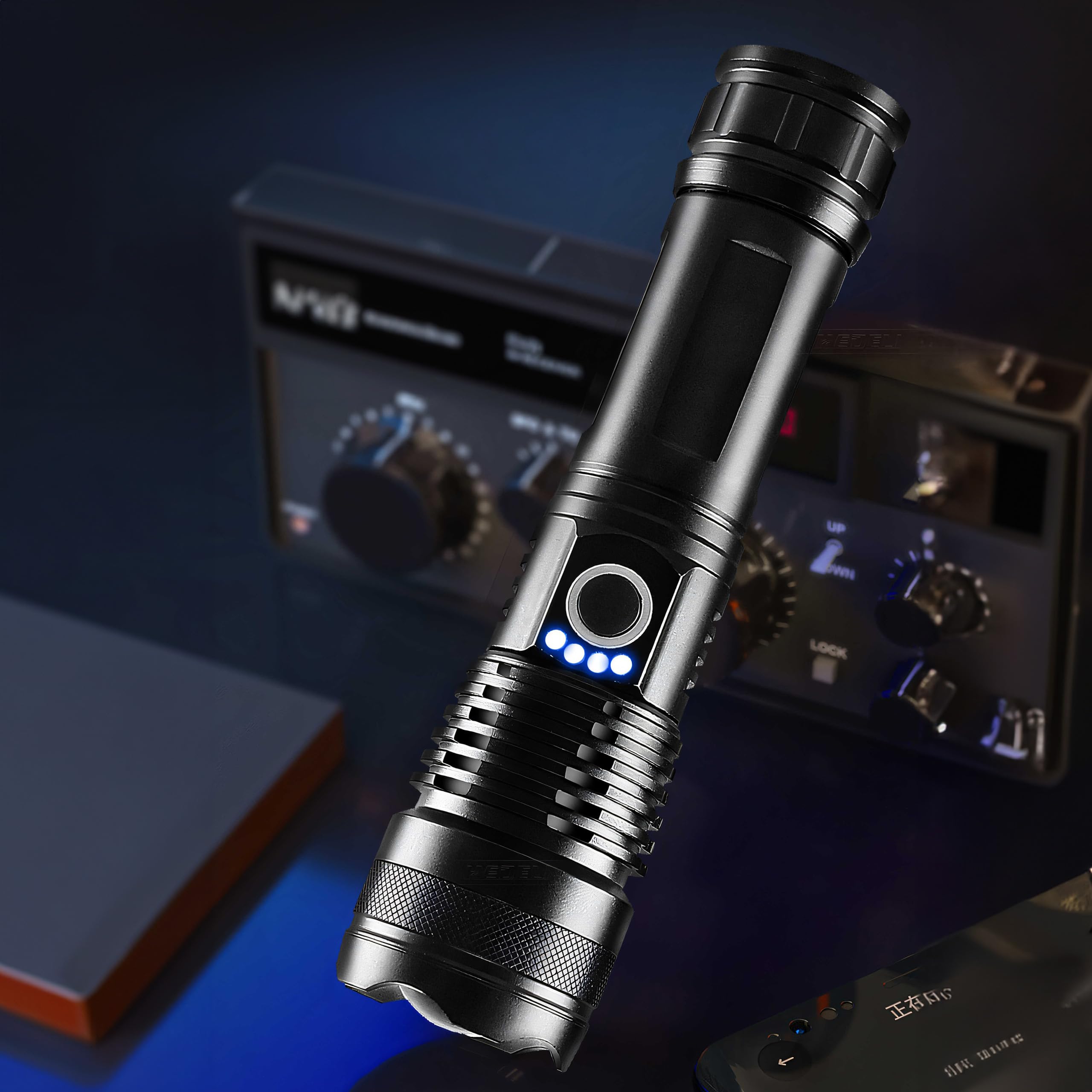 Torcia LED Ricaricabile USB Retoo P90: 500 Lumen, Zoom, 5 Modalità, Impermeabile IPX5