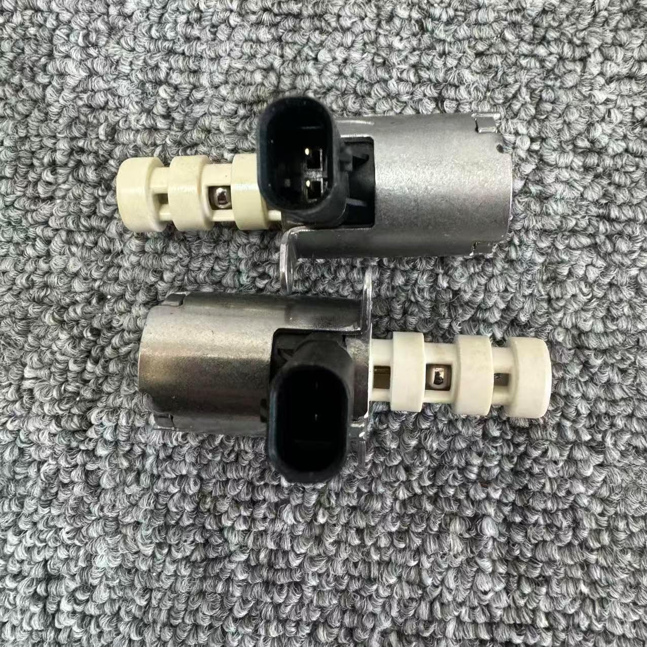 New conditions for A2781800415 engine valve and directional control oil pump for vehicle maintenance