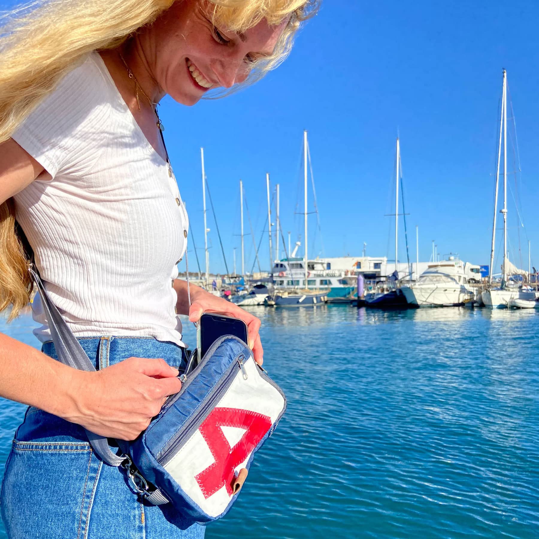 360° Grad Umhängetasche, Schultertasche, Crossbag, Hip bag aus Segeltuch, unisex, weiß blau, Zahl rot, Gurt hellgrau
