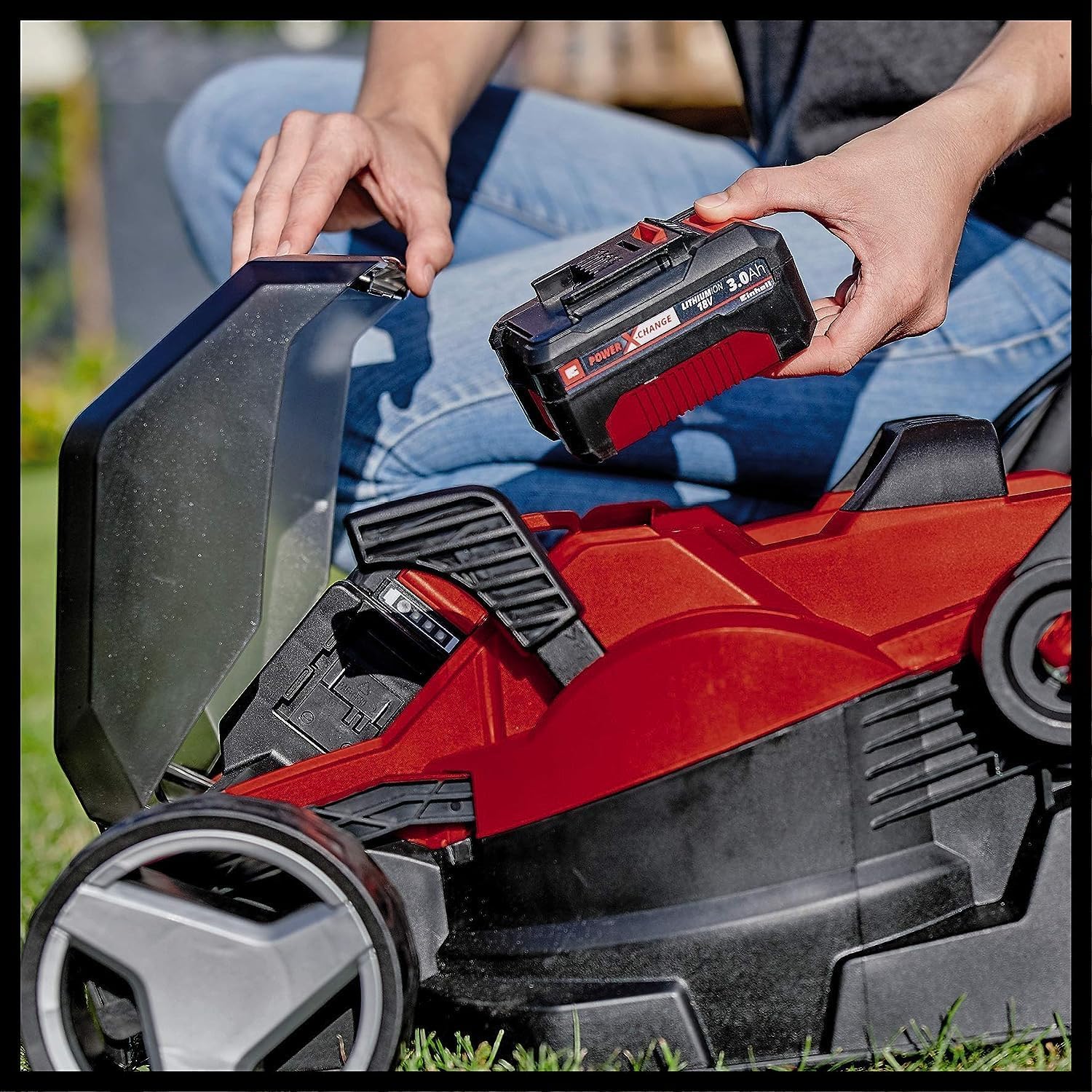 Einhell Cortacésped a batería GE-CM 36/34-1 Li-Solo Power X-Change (36 V, 33,5 cm Ancho de Corte, hasta 200 m², 30L Bolsa recolectora, 25-65 mm Altura de Corte, sin batería)