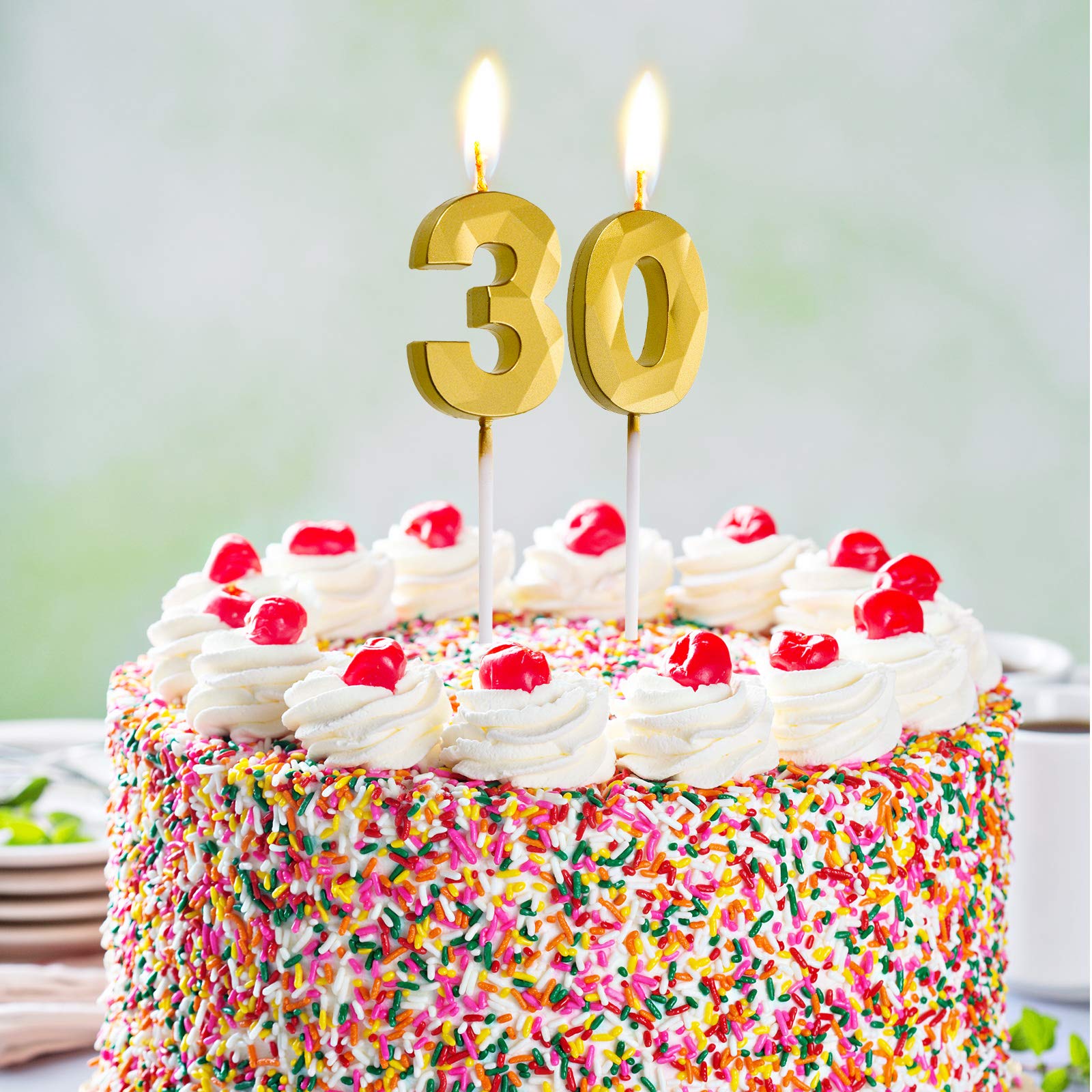 Kaarsen voor de 30e verjaardag in de vorm van een cijfer 30