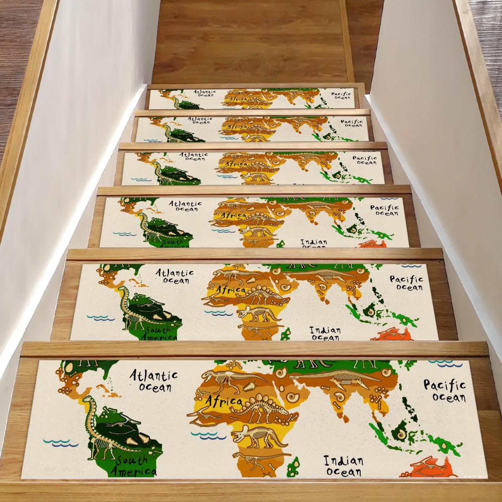 Evita resbalones en escaleras de madera con estos peldaños de mapamundi 15 uds