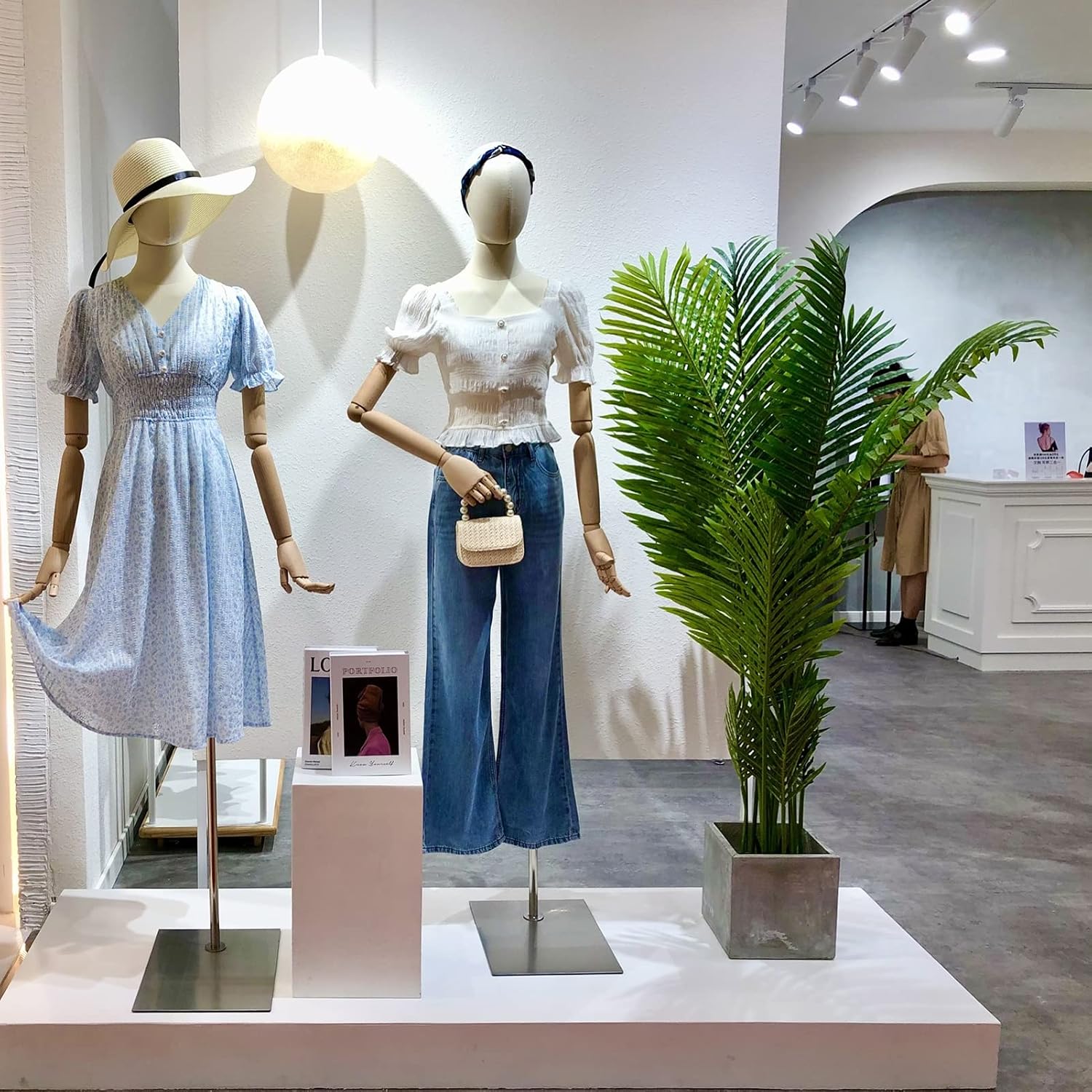 Female Mannequin Torso Body, Move Half Body Woman Dummy Manikin with Metal Base, Fashion Dress Form Tailors Bust, Apply to Shop Clothing Display,Glod-A