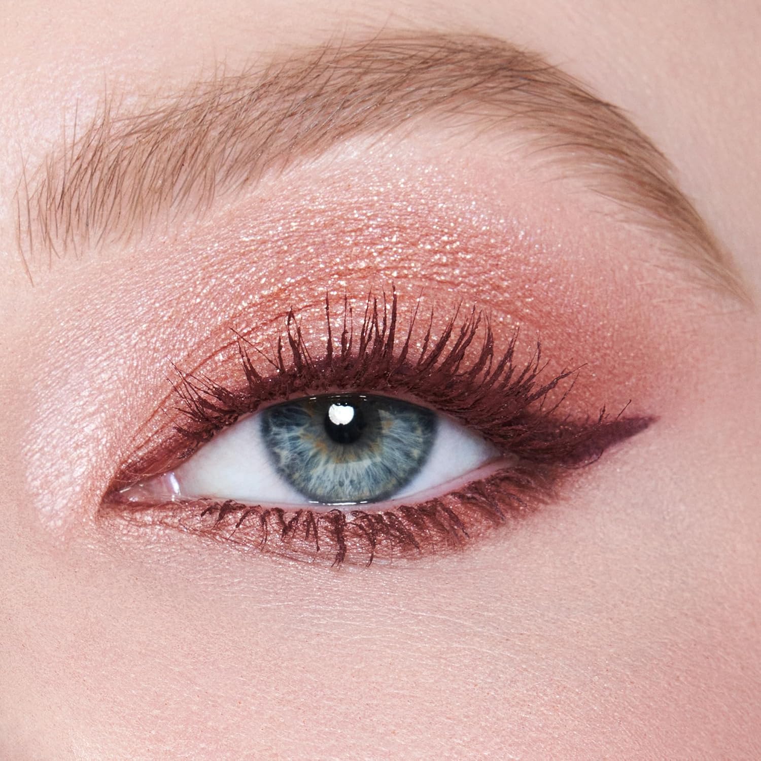 Charlotte Tilbury Luxury Palette Eyeshadow - Shimmer, Metallic & Satin Matte Eyeshadow Quad with a Rich Powder Formula - Includes 4 Complementary Shades - Image 5