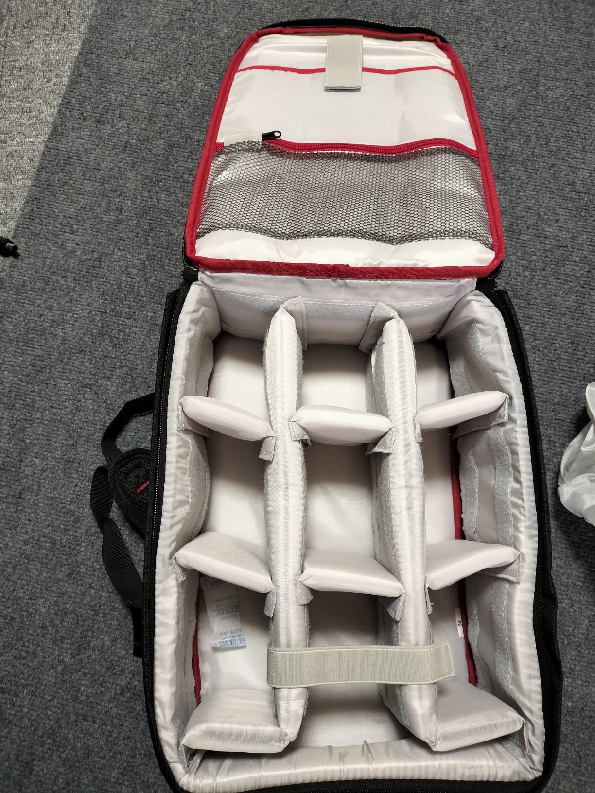 しっかりしていてカメラ以外でも利用できます。