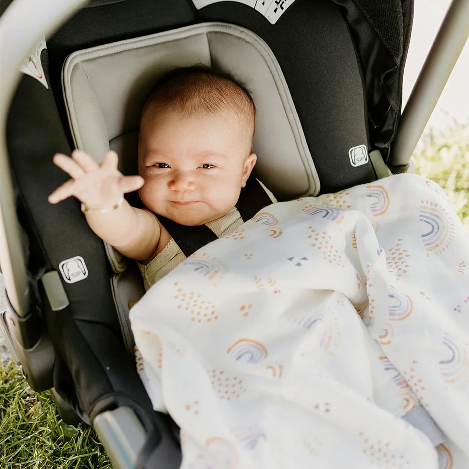 Little Unicorn Rainbows & Raindrops Deluxe Muslin Quilt | 100% Rayon Muslin from Bamboo | Super Soft Blanket | Babies and Toddlers | 30" x 40" | Machine Washable