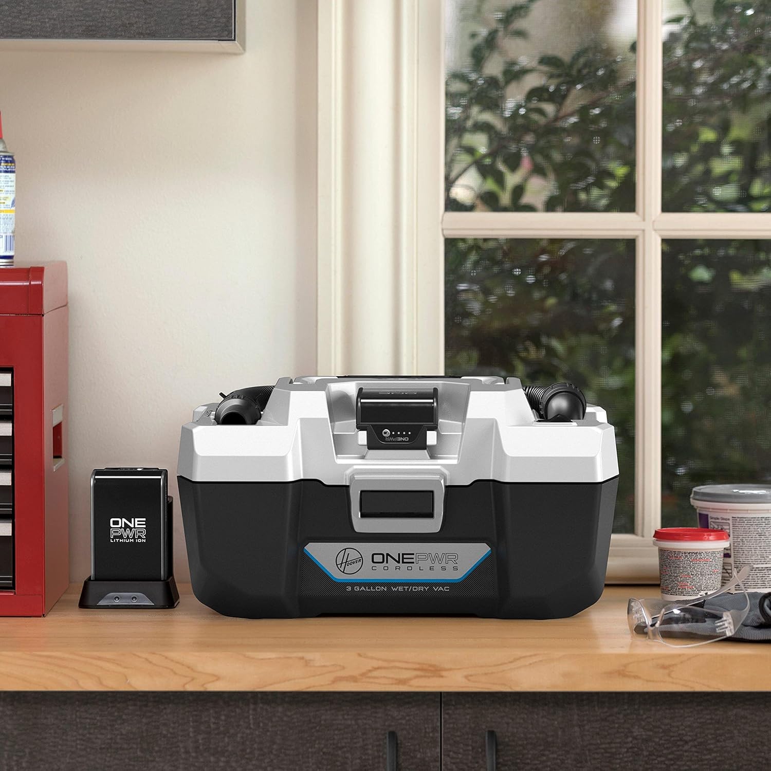 Hoover Utility ONEPWR 3 Gallon Wet Dry Cordless Vacuum Cleaner, Portable, Heavy Duty Vacuum for Garage, Home, Workshop or Vehicle, Compact Design with Nozzle and Crevice Tool, Wet/Dry Shop Vac