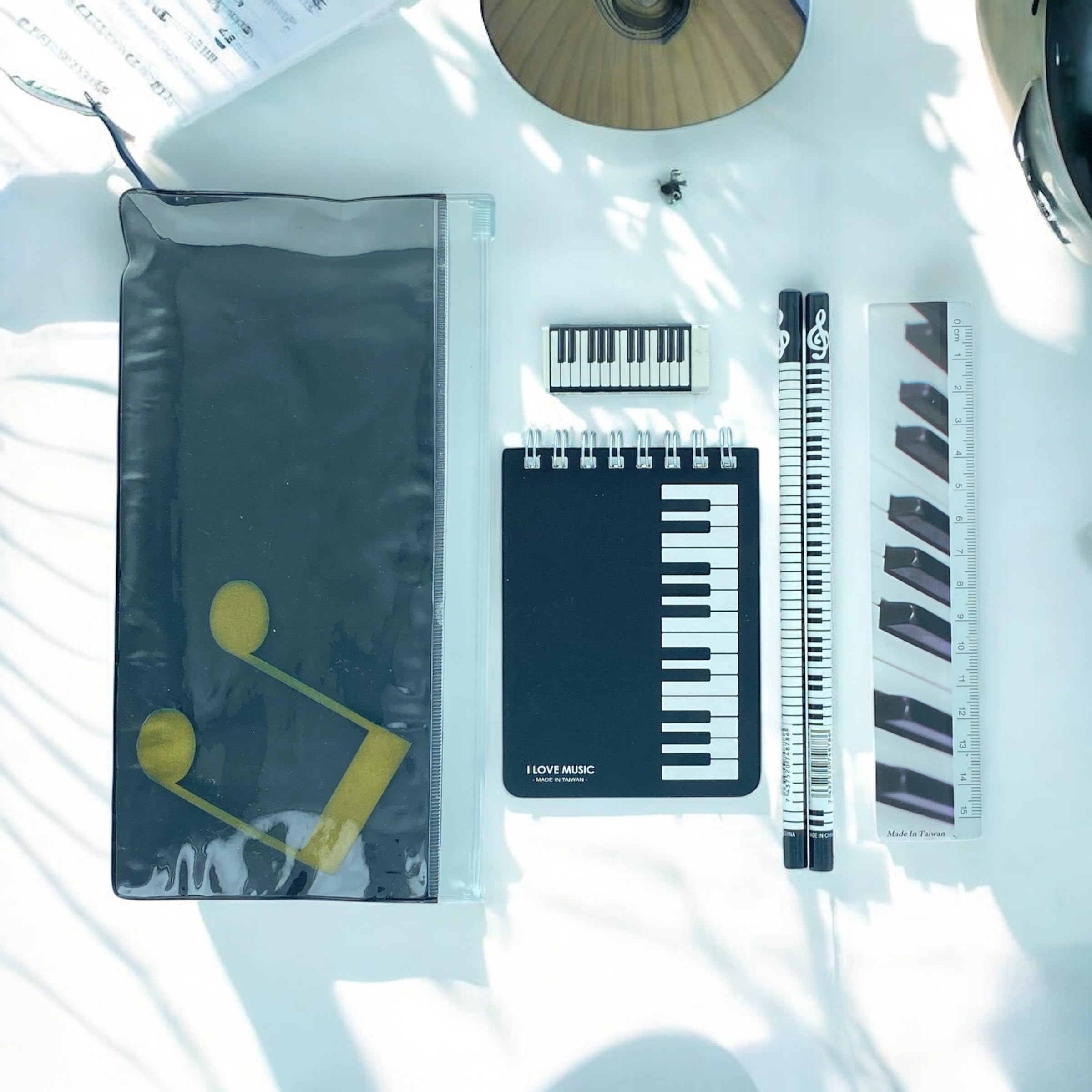 Ensemble de papeterie sur le thème de la musique – Mini carnet avec une règle, une gomme, 2 crayons dans une pochette zippée. Idéal comme cadeau musical pour les étudiants, papeterie pour l'école et
