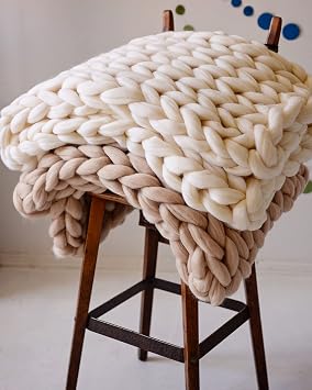 Chunky Knit Blanket 50x60 - Giant Throw Hand Knit with Jumbo 100% Merino Wool Yarn, Handmade Blanket for Bed Couch, Boho Throw Blanket Home Decor Ideas Gift for Women (Beige, 50x60)