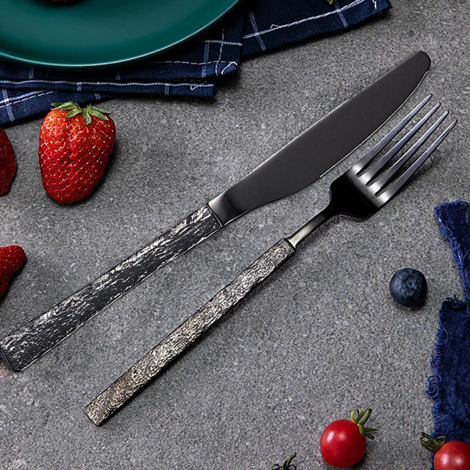 Besteckset 8 Personen Geschirrset Geschnitztes Besteck Edelstahl Schwarz Set, Cutlery Set, Spülmaschinenfest Beste Geschenkkombination ESSONIO (8 Satz mit 32 Stück)