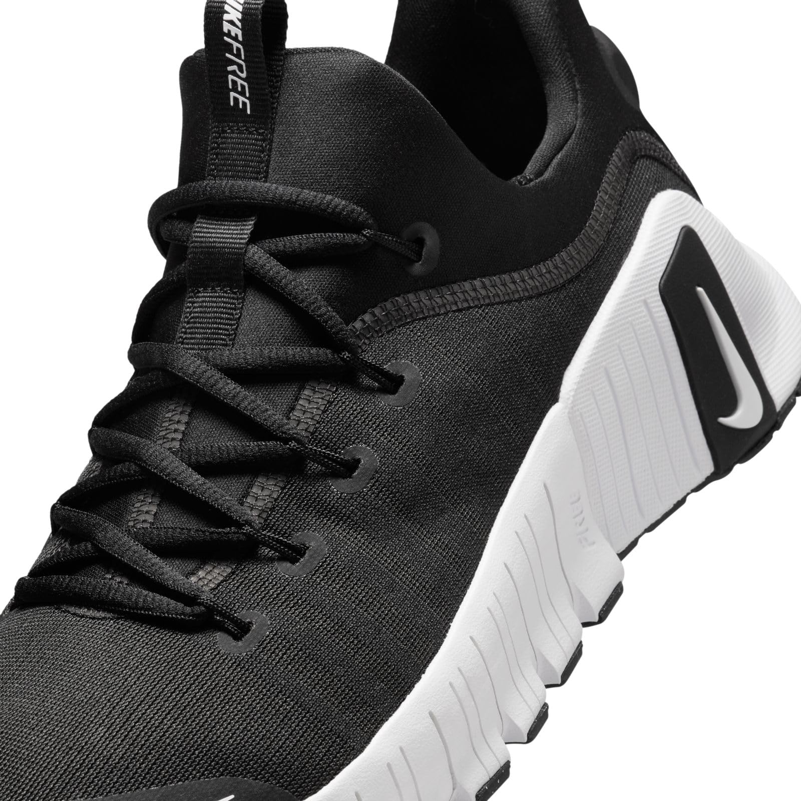 NIKE Women's Free Metcon 6Sneaker
