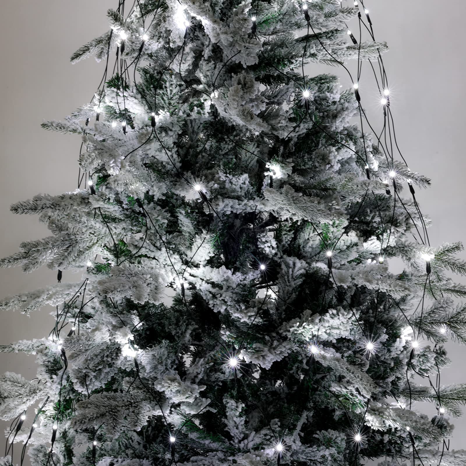Luccika Lichterumhang mit 288 LEDs, Eisweiß, für Weihnachtsbaum, 230 bis 290 cm Höhe, mit Speicher und 8 Lichteffekten, für Innen und Außen