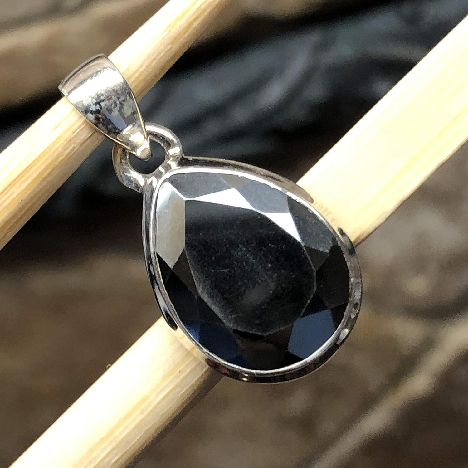 Natural Hematite 925 Solid Sterling Silver Pendant 25mm - Image 3