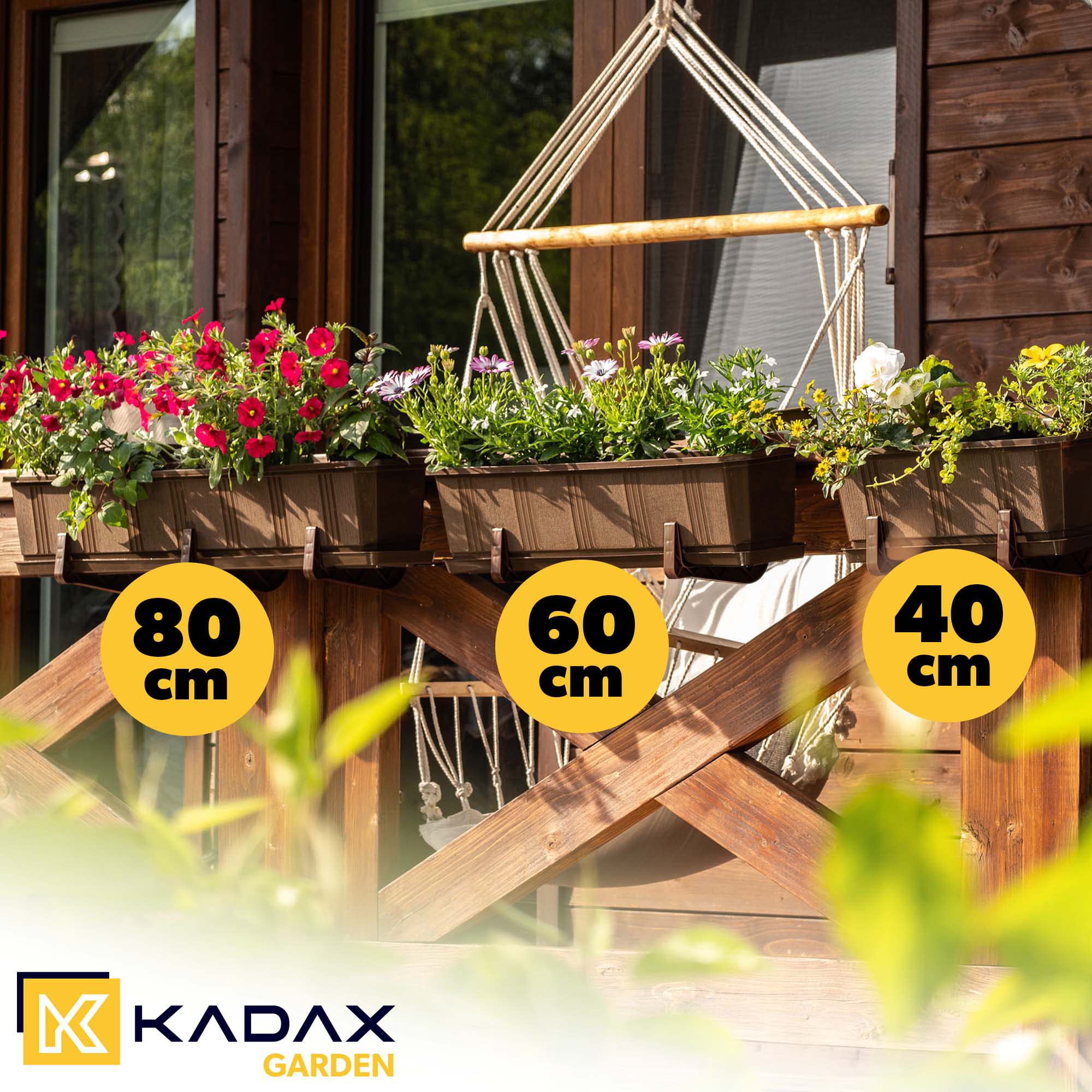 KADAX Fioriere Rettangolari per Ringhiere da Esterno, Vasi per Piante da Balcone in Plastica con Sottovasi e Portavasi (Marrone, Set di 4: 80 cm)