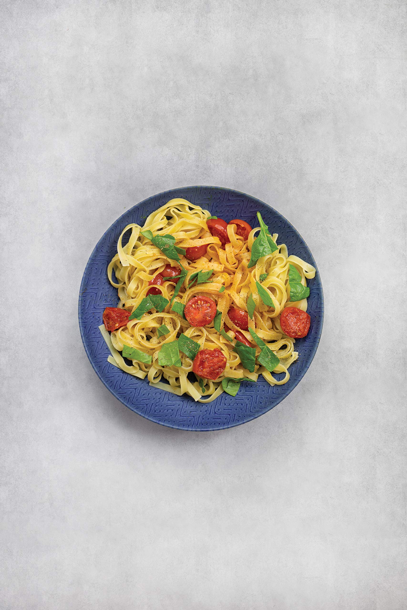 KitchenCraft Pasta Bowls Set of 4 in Gift Box, Ideal for Ramen and Rice, Lead Free Glazed Stoneware, Embossed Blue / Cream, 22cm