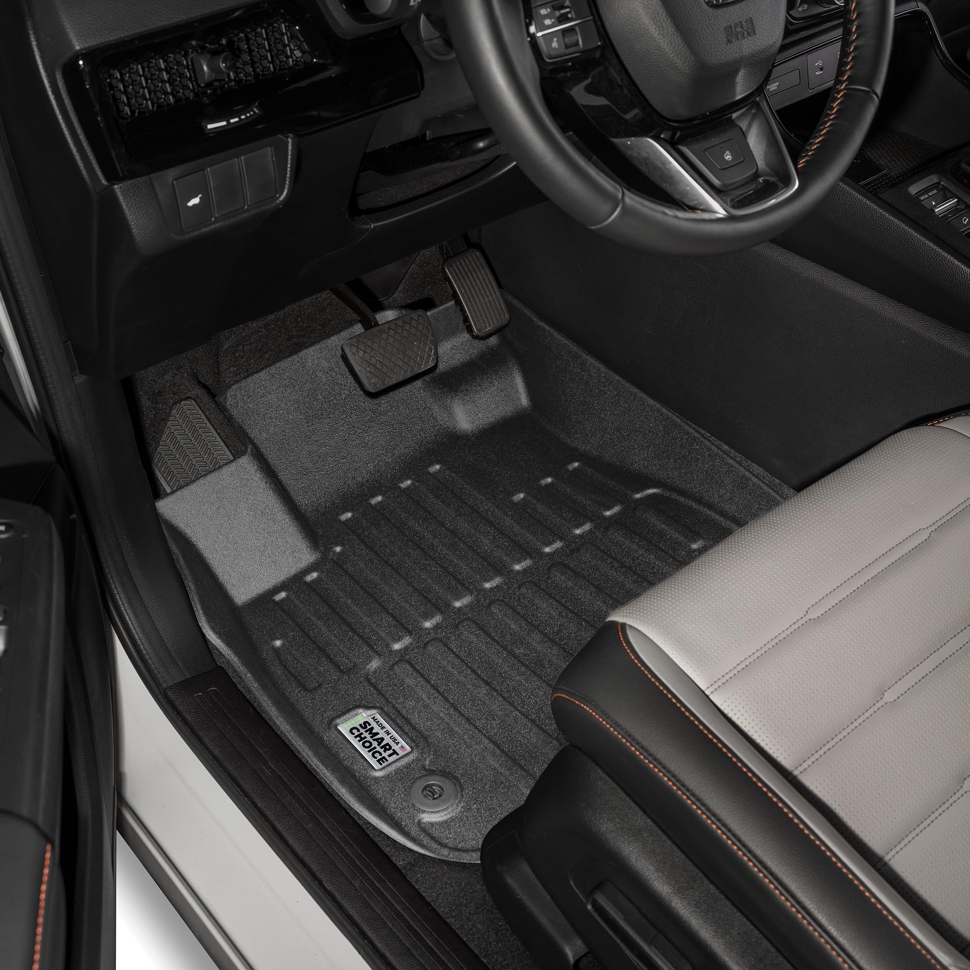Condition photo showing New/Like New for smart choice car floor mats custom fit for 2023-2026 honda cr-v/cr-v hybrid - made in usa - black - full set 1st & 2nd row
