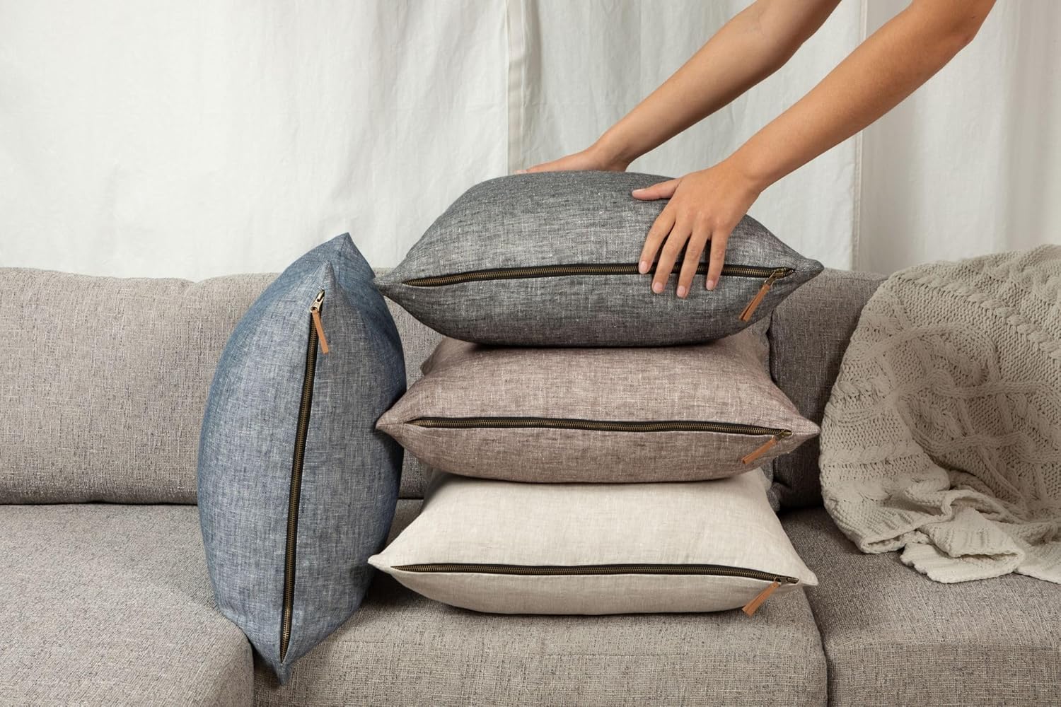 Cali and Ricky Lightweight 100% Slub Linen Decorative Throw Pillow Cover with Exposed Vintage Look Metal Zipper Closure and Faux Suede Pull(20x20, Charcoal)(Single Cover ONLY - Insert not Included)