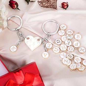 PEUTIER Couple Keychains, Personalized Matching Heart Keychain A-Z