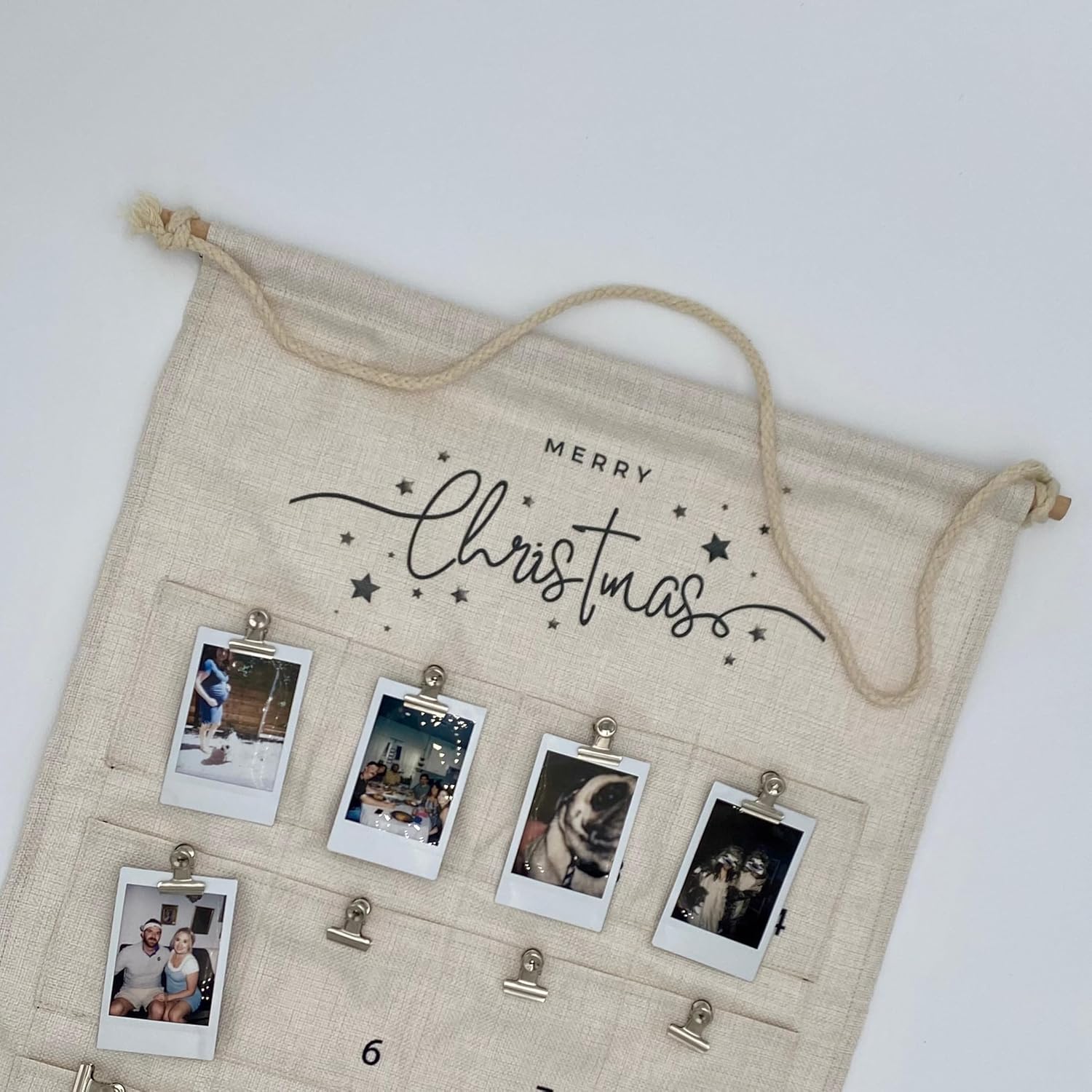 Advent Calendar Photo Board for Pictures - Instant Photo Hanging Display, Reusable Christmas Countdown with Sturdy Clips - Festive Decoration - Advent Activities without Gift Waste