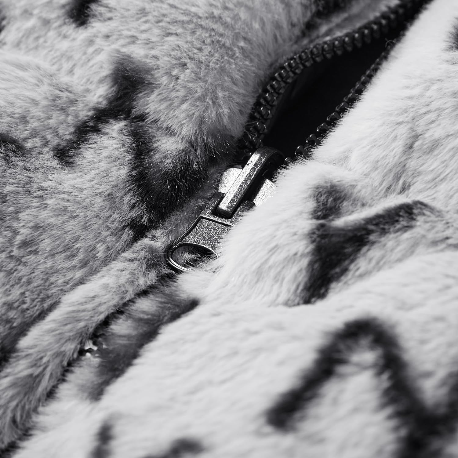 solomate Reversible Womens Winter Cropped Puffer Vest Sleeveless Fleece Lined Jacket Zipper Hoodie Short Coat - Image 2