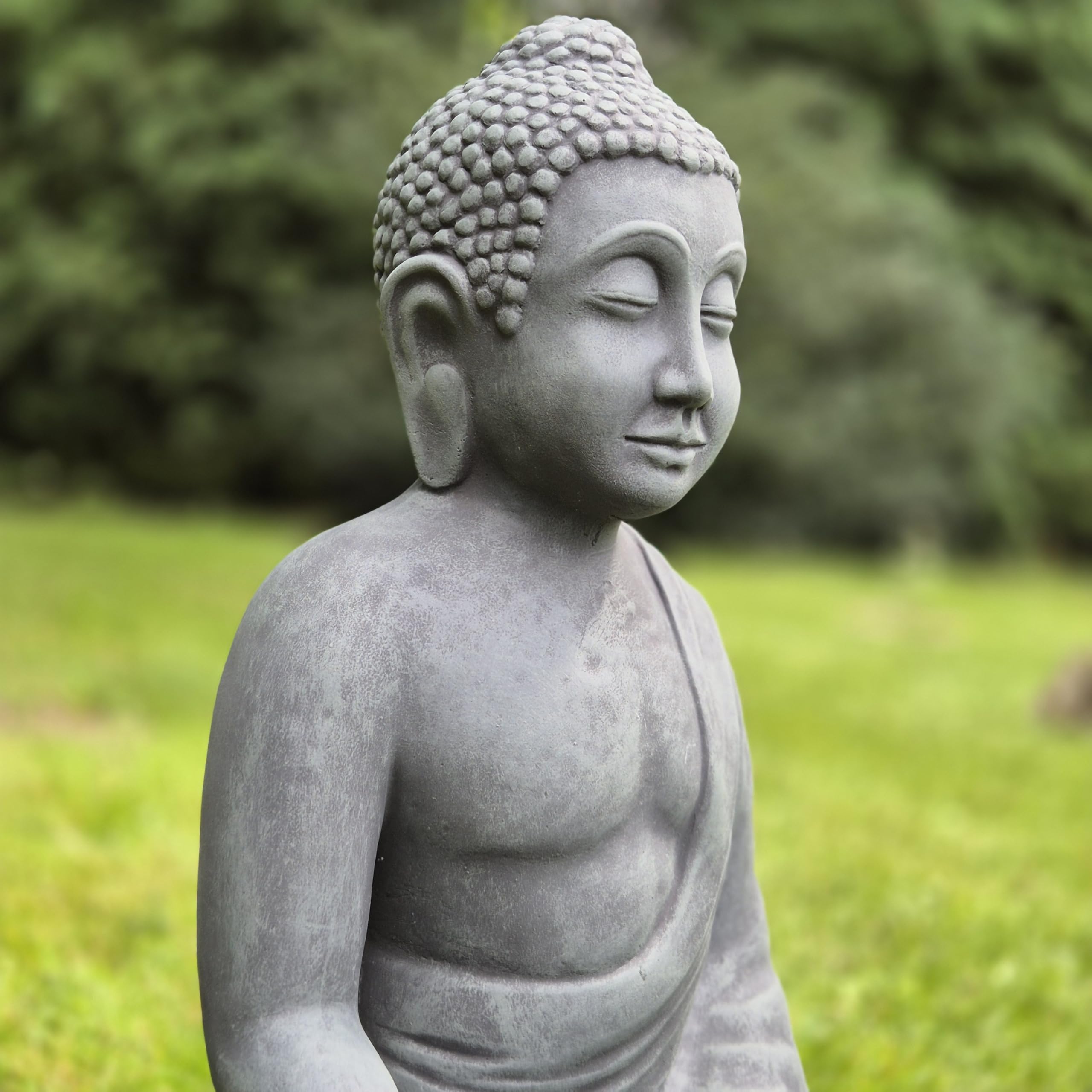FABRIQ Statue de Bouddha - 50 cm - Noir/vert - 26 kg - Hauteur : 50 cm - En pierre massive résistante aux intempéries et au gel jusqu'à -30 °C - Décoration de jardin de qualité supérieure