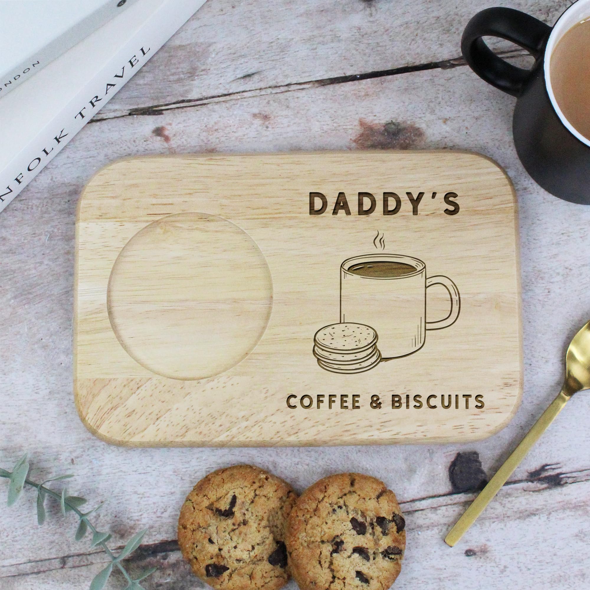 eBuyGB Engraved Daddy's Serving Board For Coffee & Biscuits - Wood Treat Board, Gifts for Dad, Daddy, Dada - Birthday Gifts for Dad