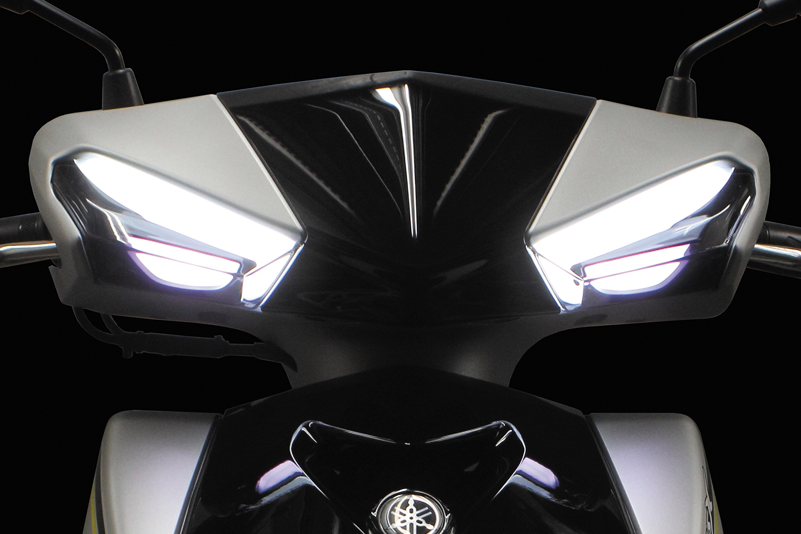 シグナス4型（SEA5J）シーケンシャル武川流れるウインカー　ポン付け可能 シグナス4型（SEA5J）シーケンシャル武川流れるウインカー ポン付け