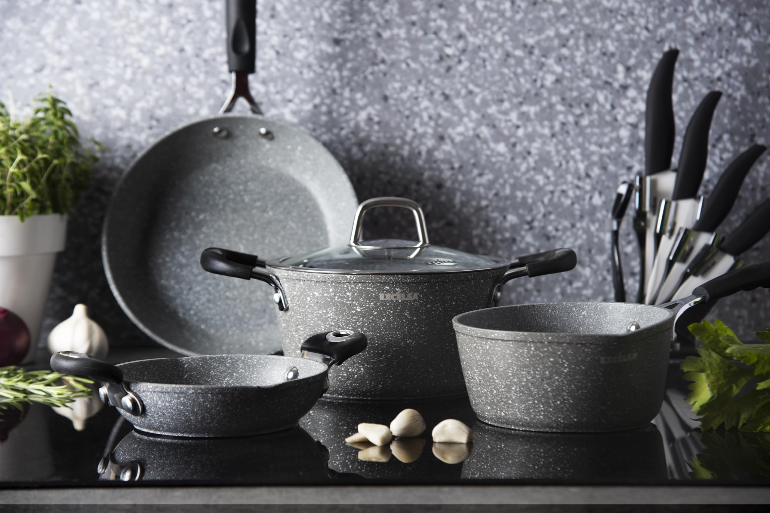 Excelsa Ceramic Ceppo Coltelli 6 Pezzi, Manico Nero, Lama Bianca in Ceramica